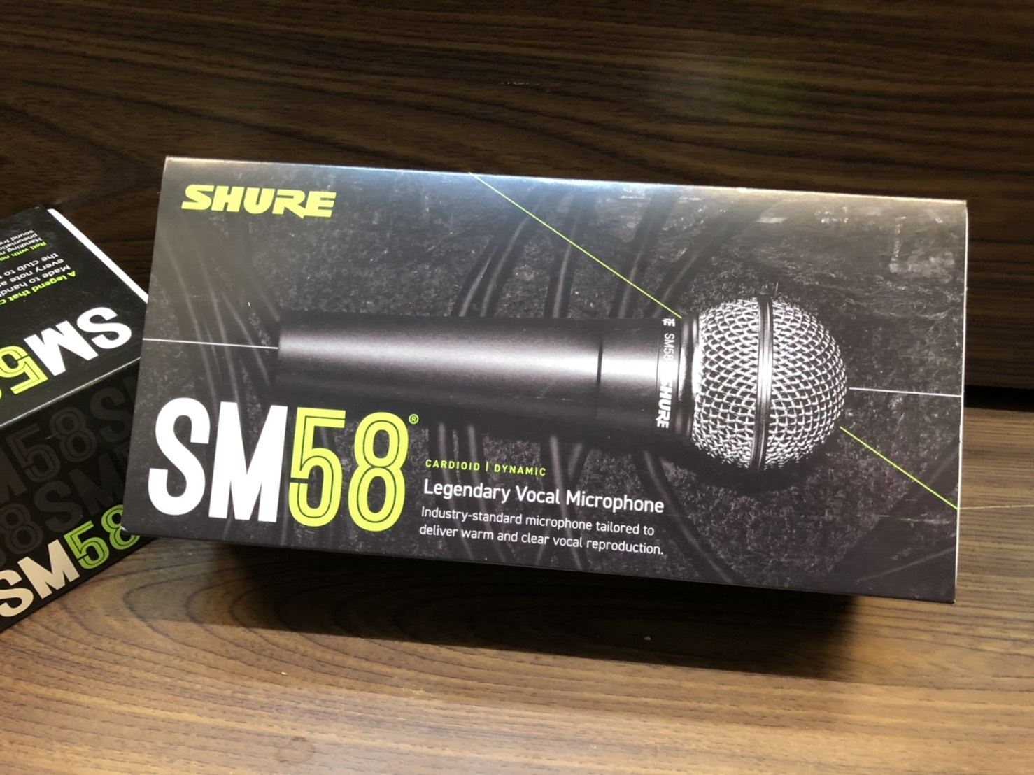 SHURE SM58