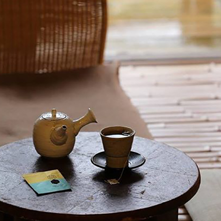 凌波是鹿谷凍頂烏龍茶台灣二等獎比賽茶包，台灣頂級高山茶葉