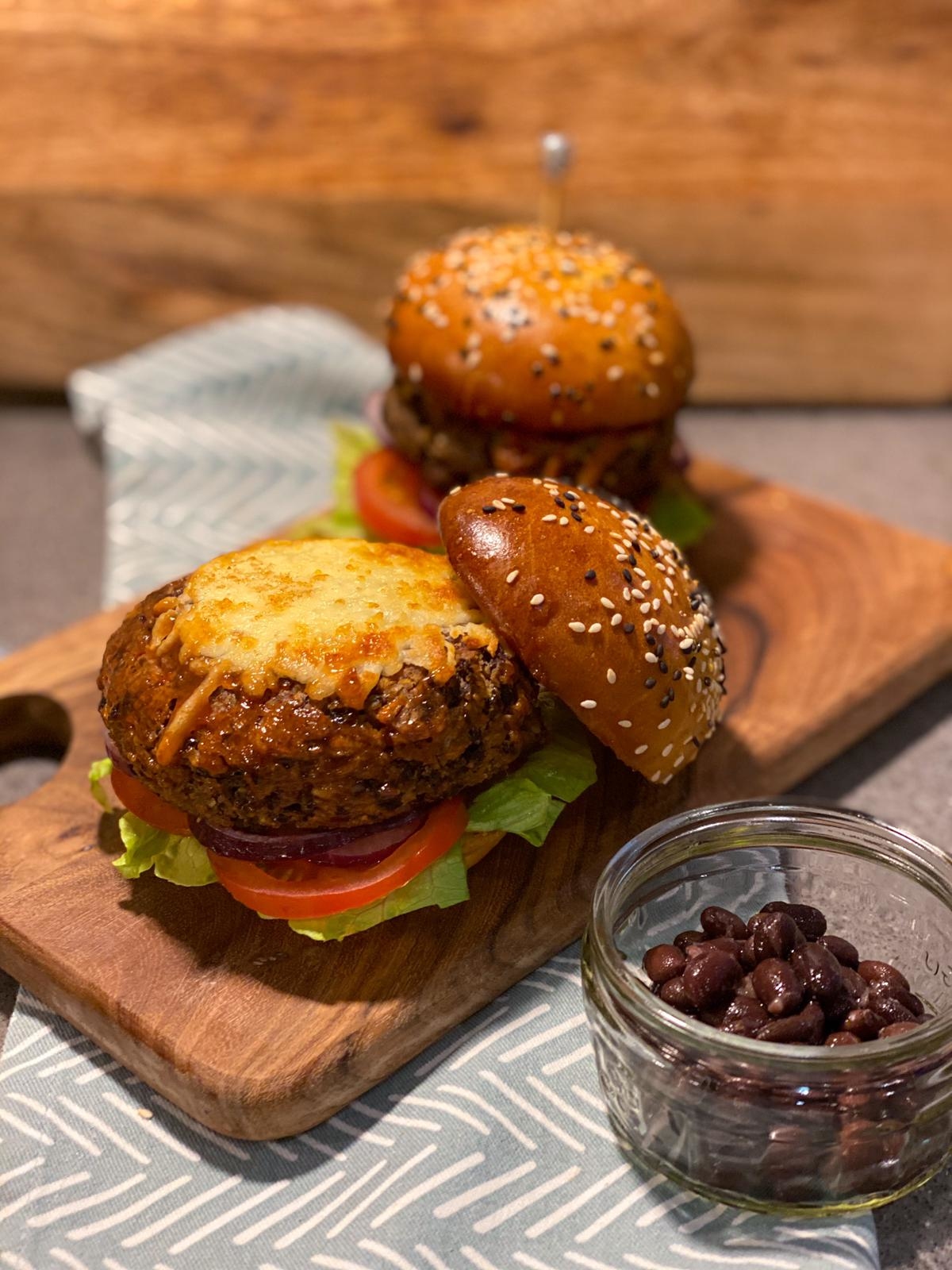 素食黑豆漢堡,丹波黑豆,黑豆,素食,漢堡,蒜,洋蔥,胡蘿蔔,食譜,diy,做法,家常菜,煮餸