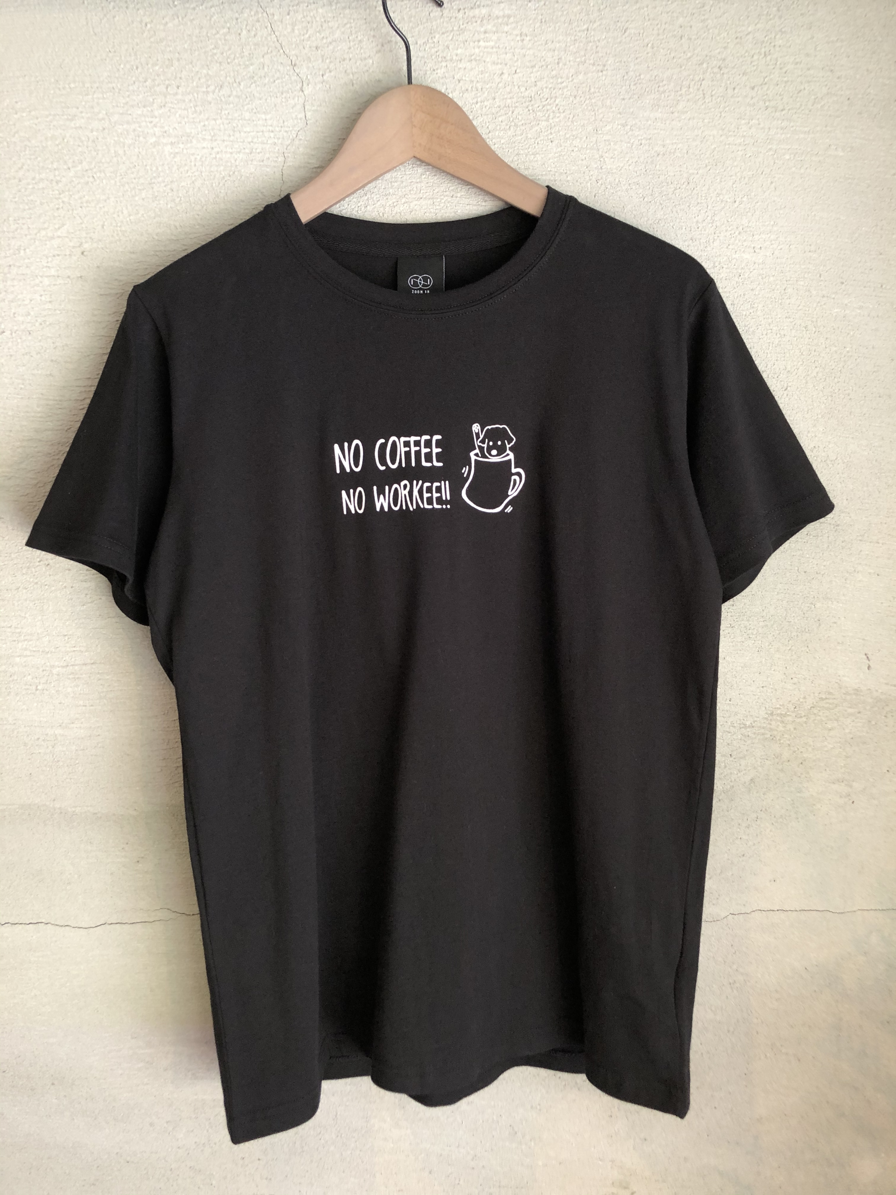 Zoom in goods 「NO COFFEE NO WORKEE!!」 棉質t-shirt 黑色