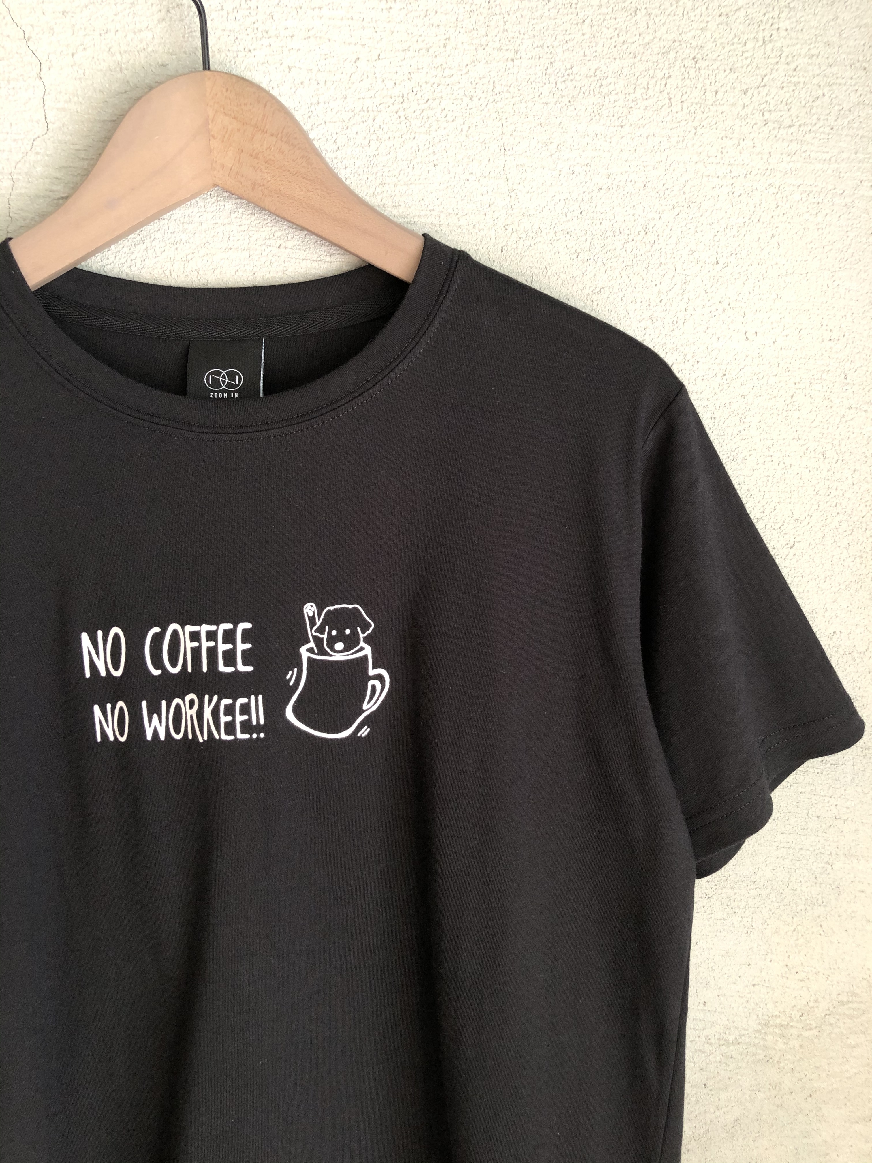Zoom in goods 「NO COFFEE NO WORKEE!!」 棉質t-shirt 黑色