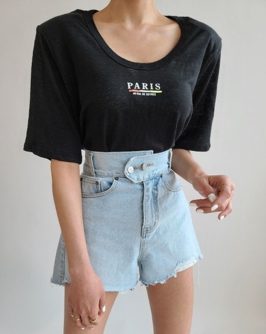 高腰不修邊 牛仔短褲