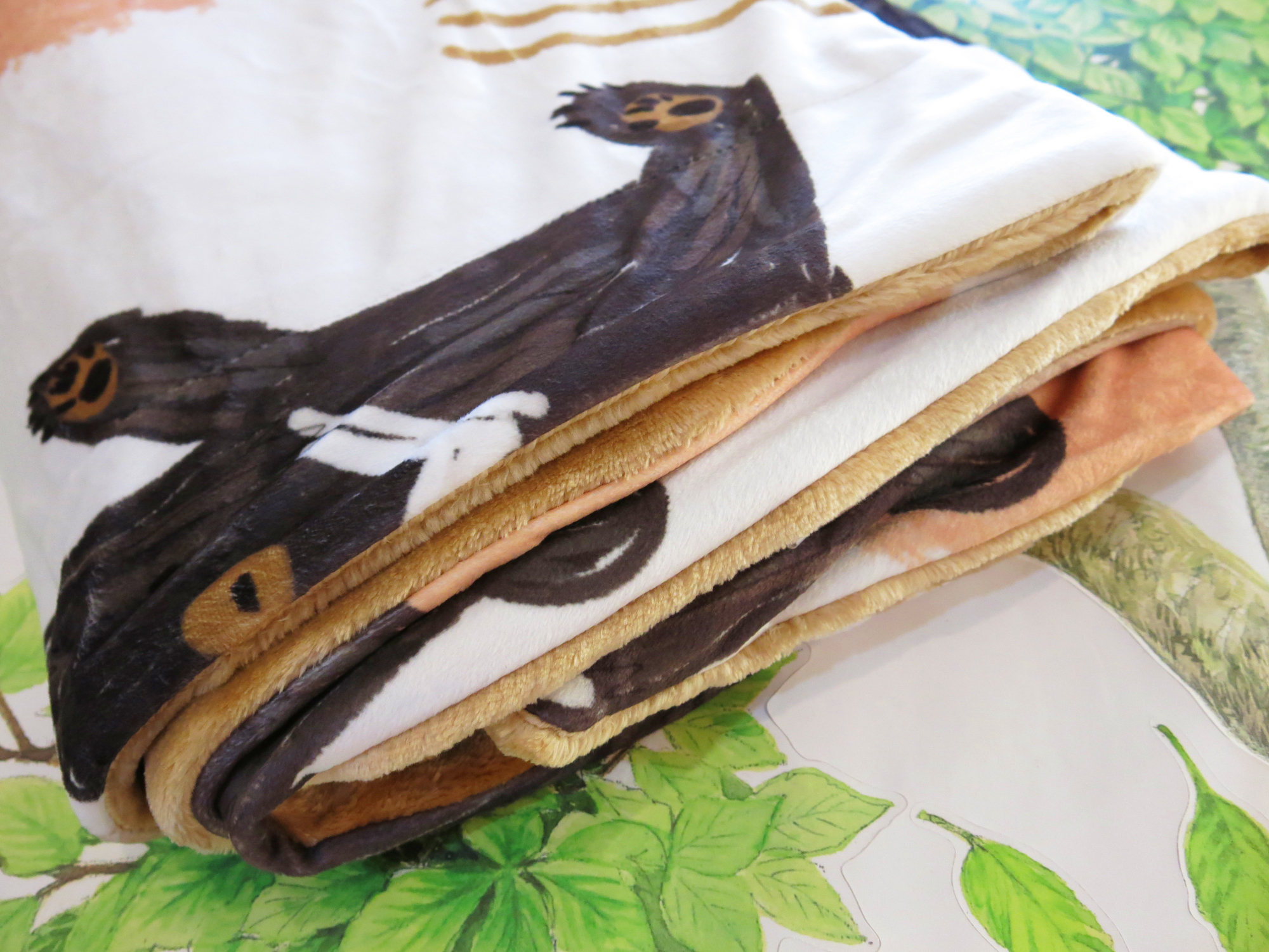 淺駝棕點點黑熊毛毯