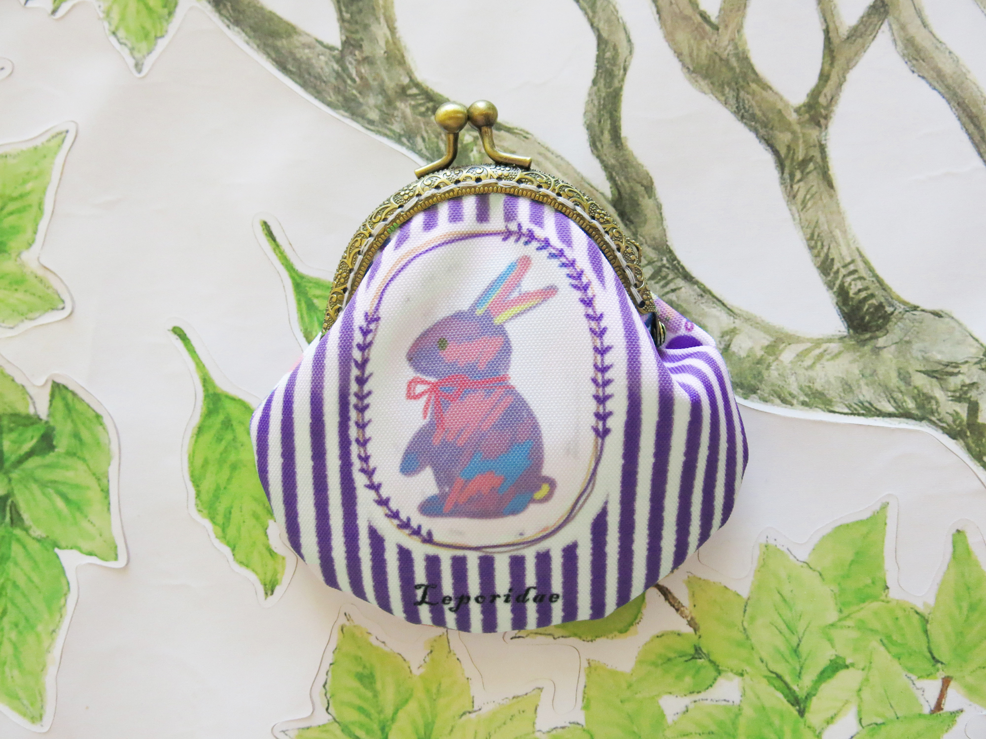 紫彩兔雙面零錢口金包