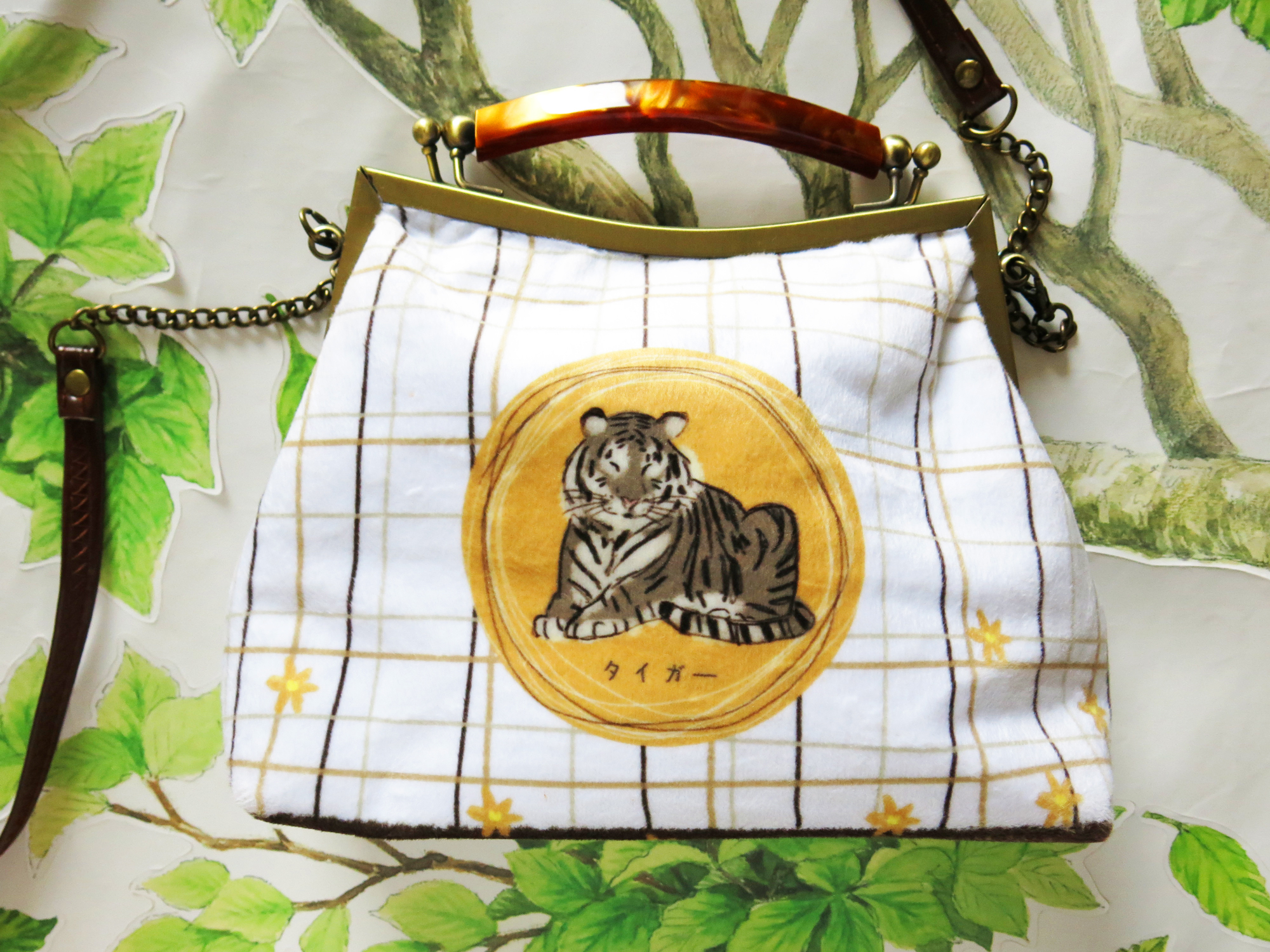 格紋小花虎口金包