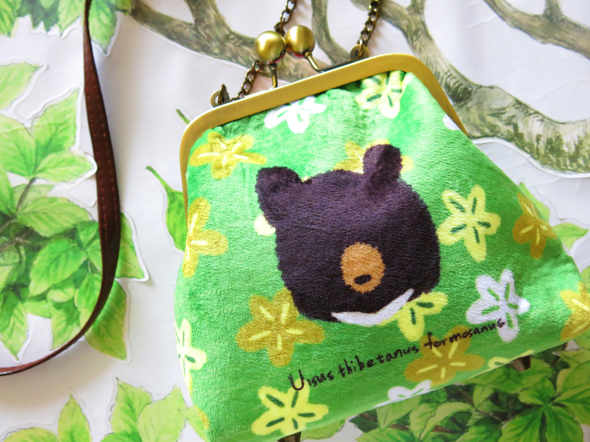 草綠小花黑熊口金包