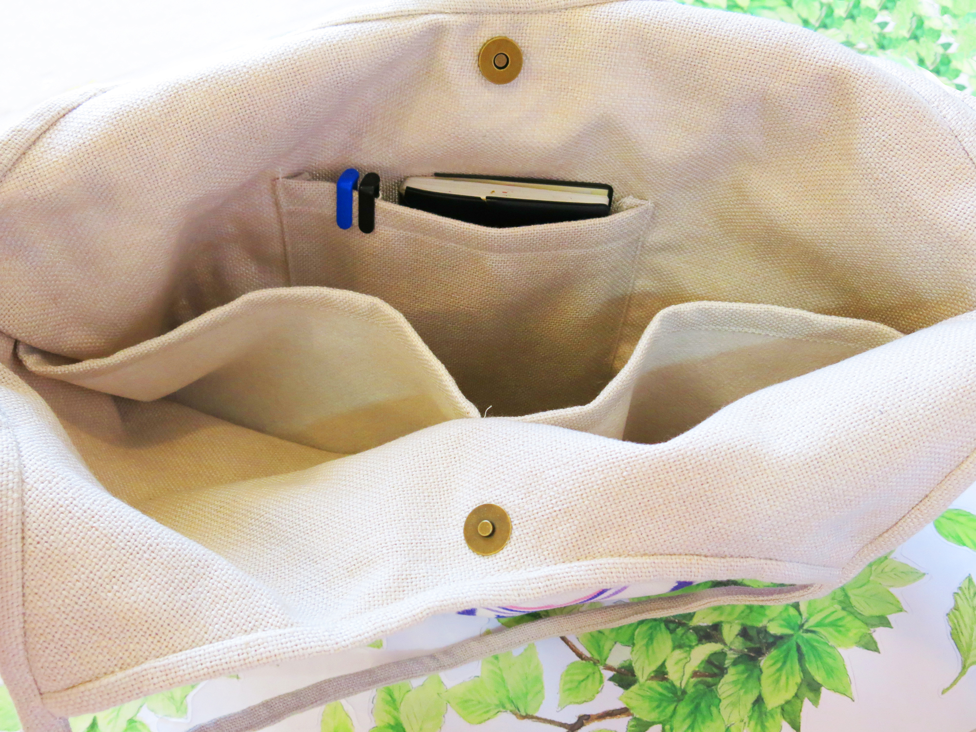 紫彩兔條紋托特包