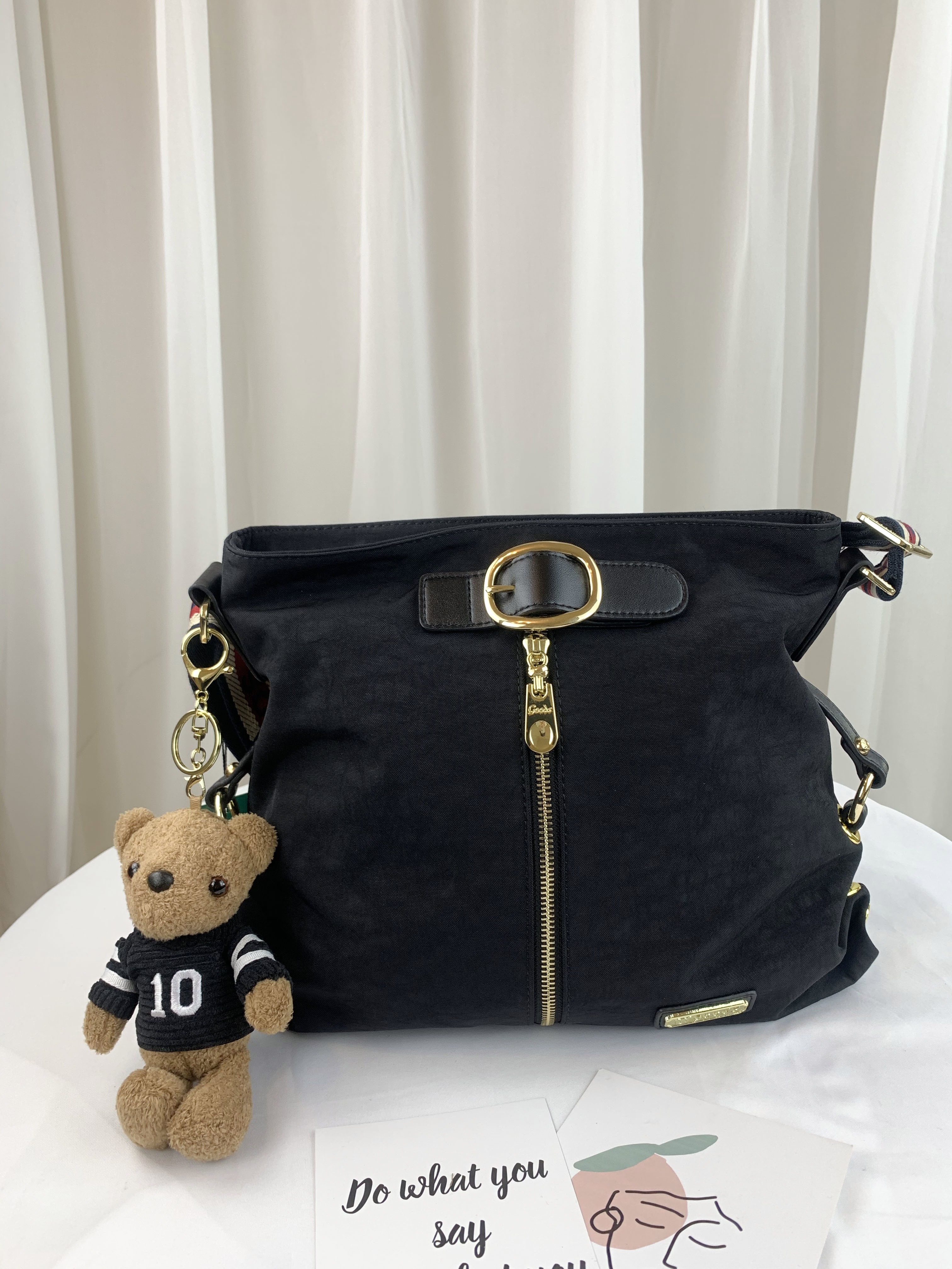 GOODS 織帶黑 皮帶頭金釦方形側背包 附小熊吊飾 #2127