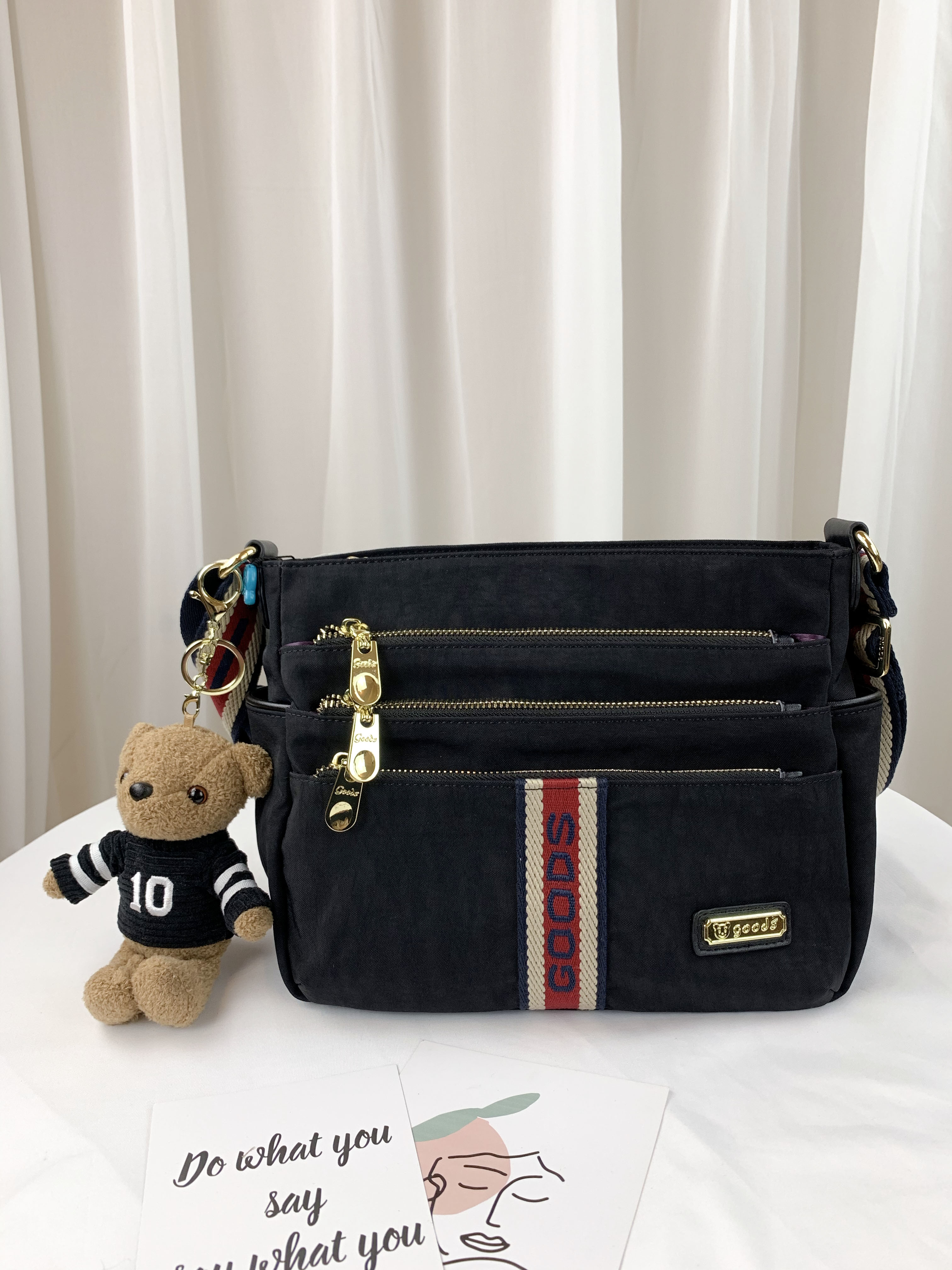 GOODS 織帶黑防潑水側背包 附小熊吊飾 #2502