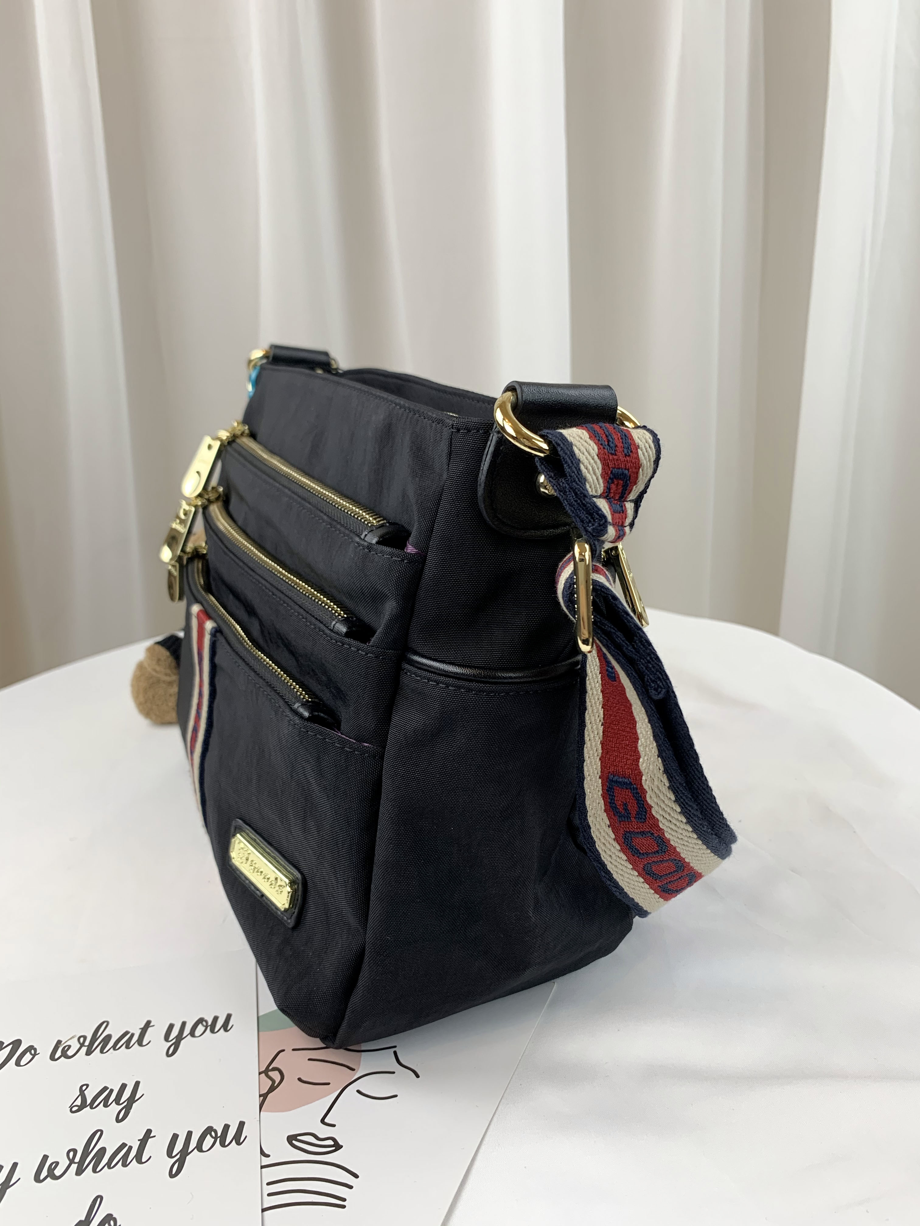 GOODS 織帶黑防潑水側背包 附小熊吊飾 #2502