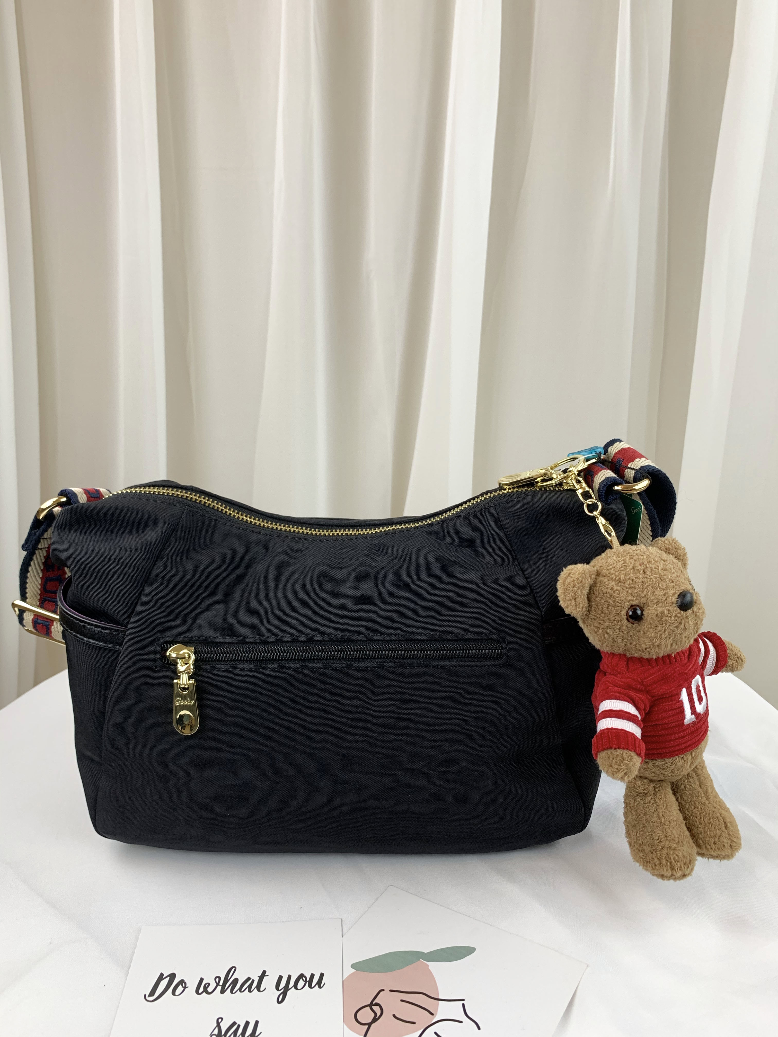 GOODS 織帶黑 防潑水側背包 附吊飾 #2639