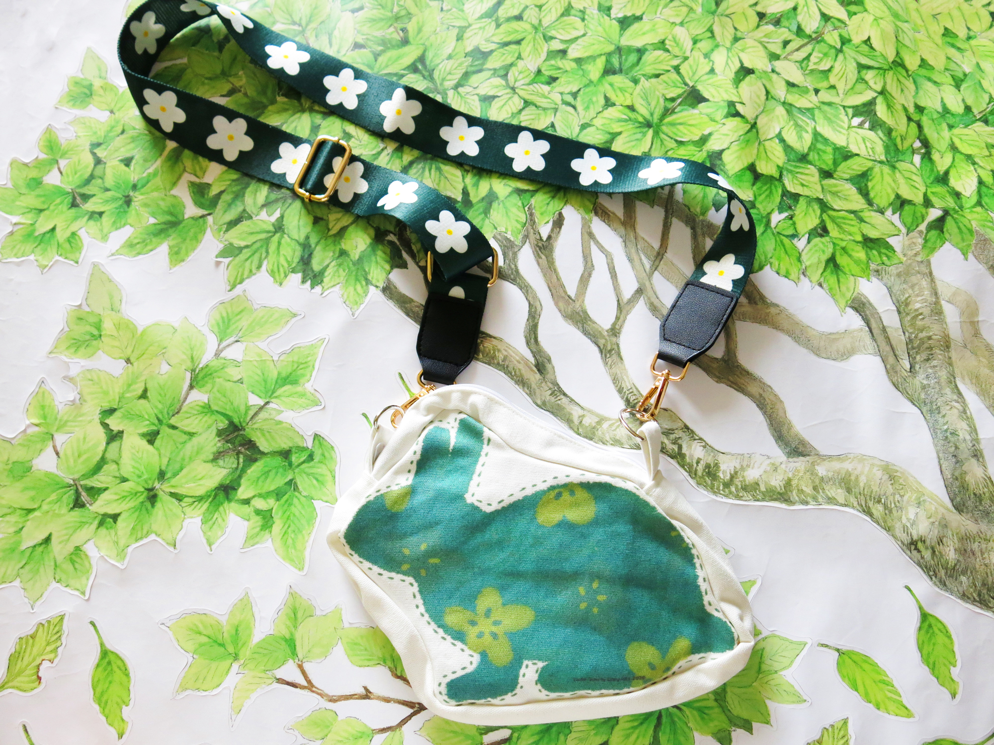 綠花兔造型帆布單肩包