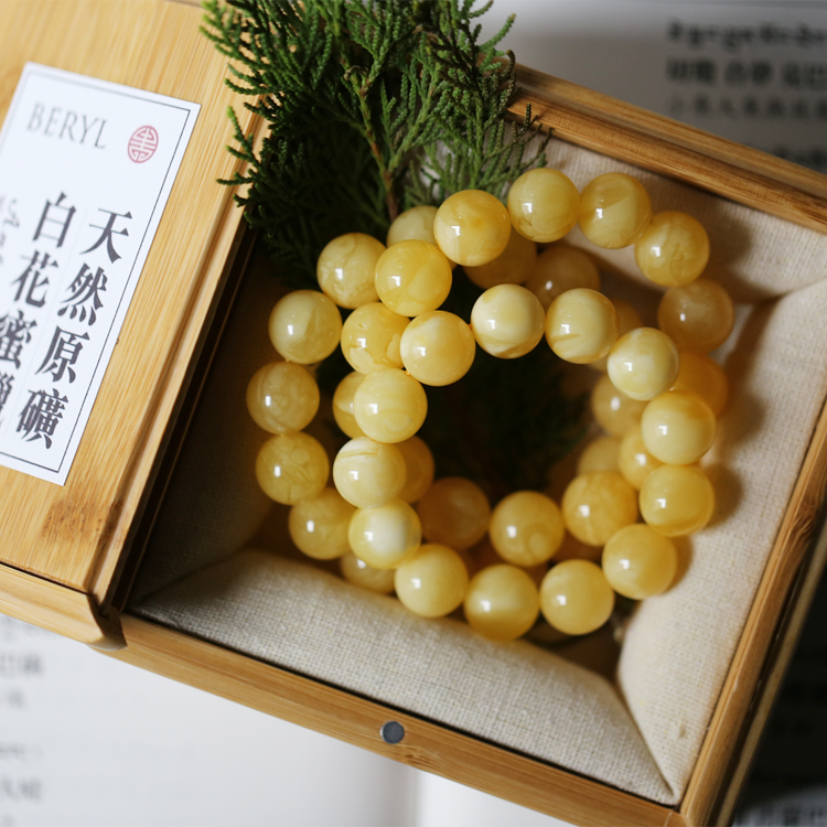 天然原礦俄料精品白花蜜蠟手珠（15mm+）