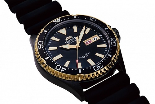 Mako III - Black Dial Gold Bezel Rubber Strap
