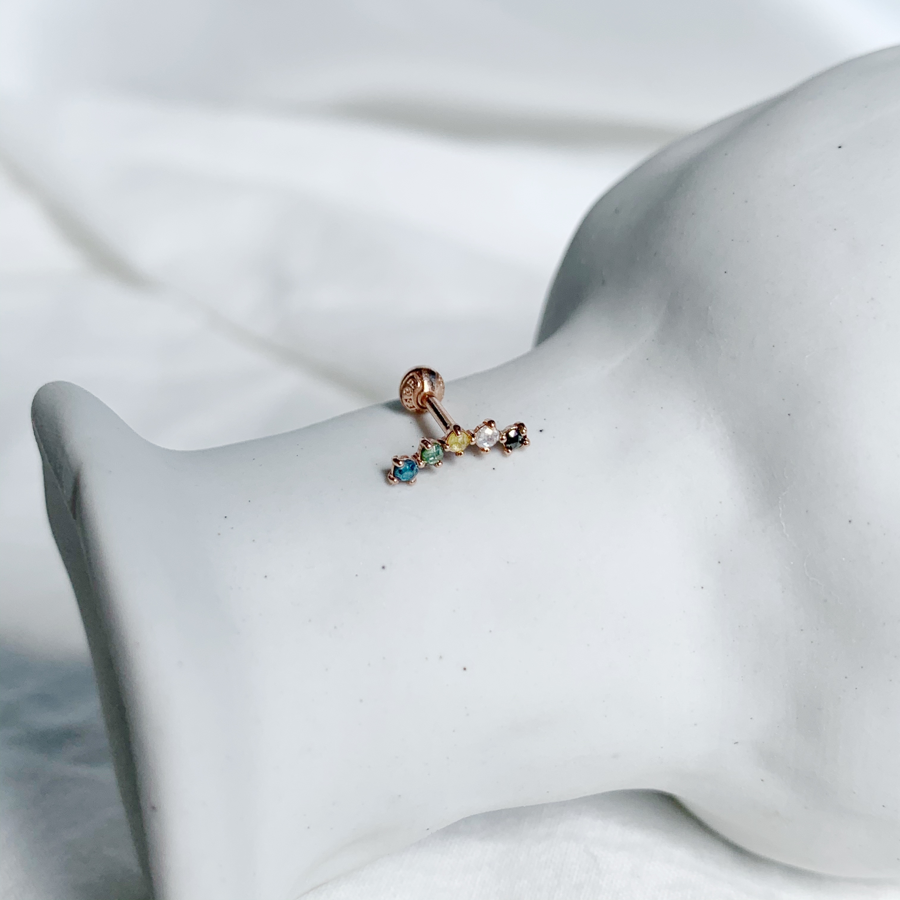 14K五顆彎彎彩鑽轉珠耳環