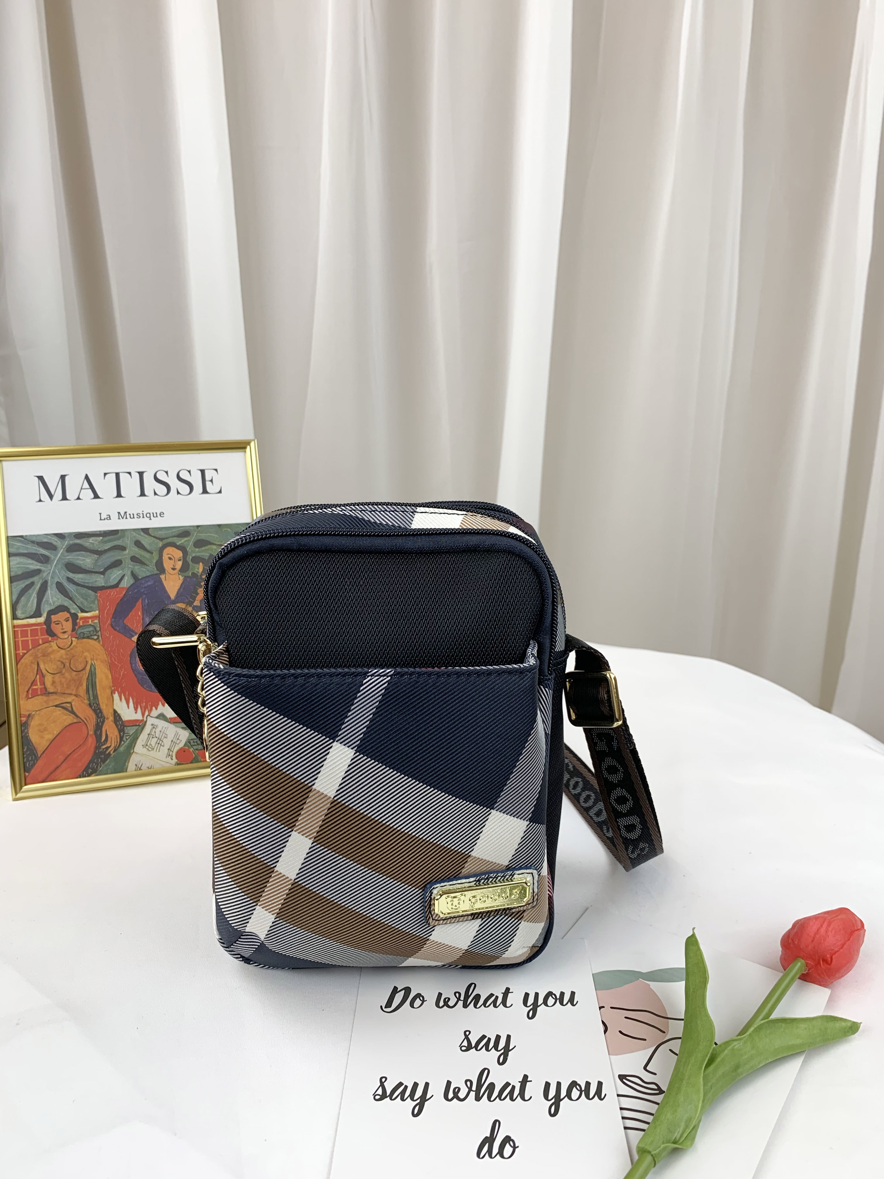 GOODS 大格黑 經典拼色防潑水手機袋 / 側背包 #2499