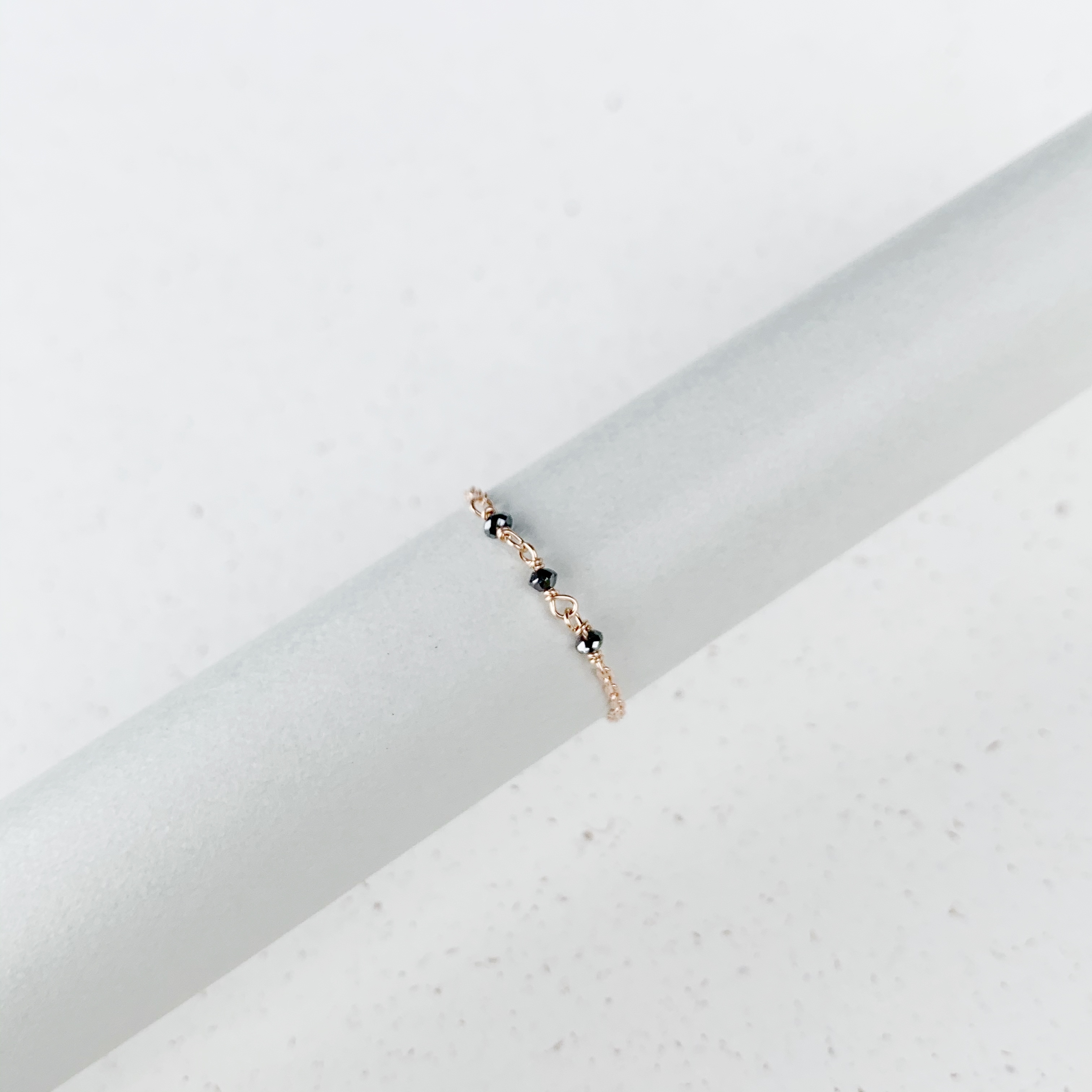 14K三顆黑鑽原礦簡約鍊戒