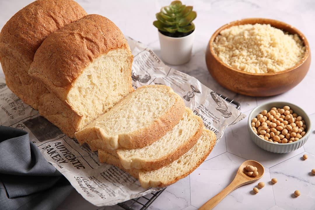 localoca 減醣減卡豆渣輕吐司，超越全麥的健康好吐司，減醣、高纖、低卡，輕盈生活好簡單。