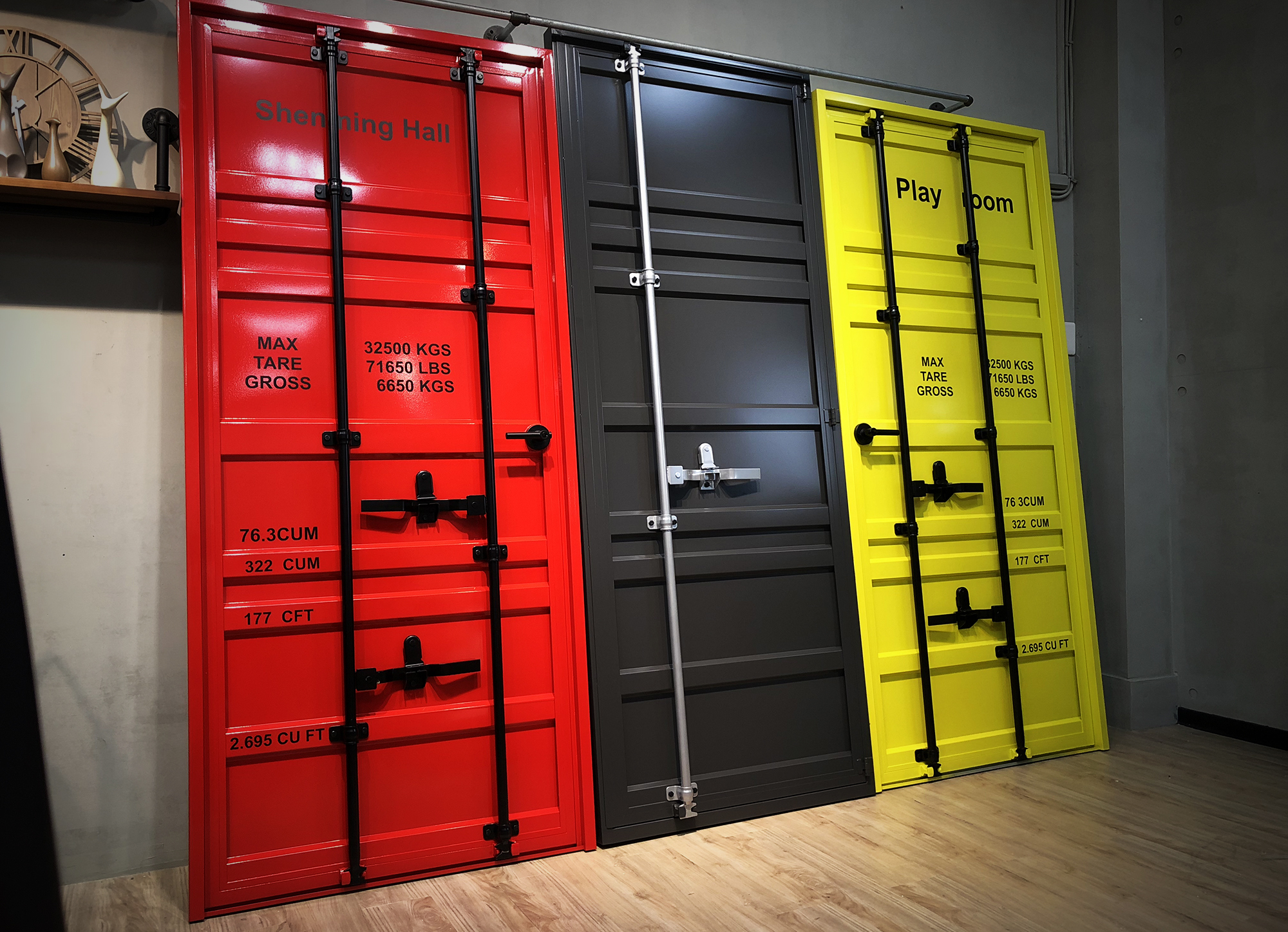 全方位客製化-台灣製造仿真貨櫃門(顏色尺寸皆可訂做)