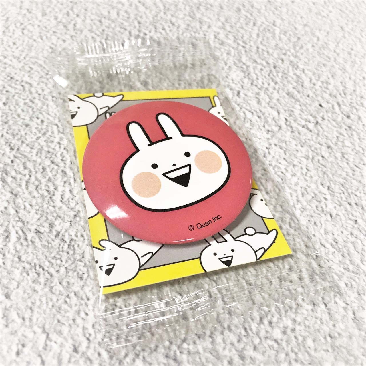 Usagyuuun-胸章-粉色害羞款/黃色大臉款/藍色口水款