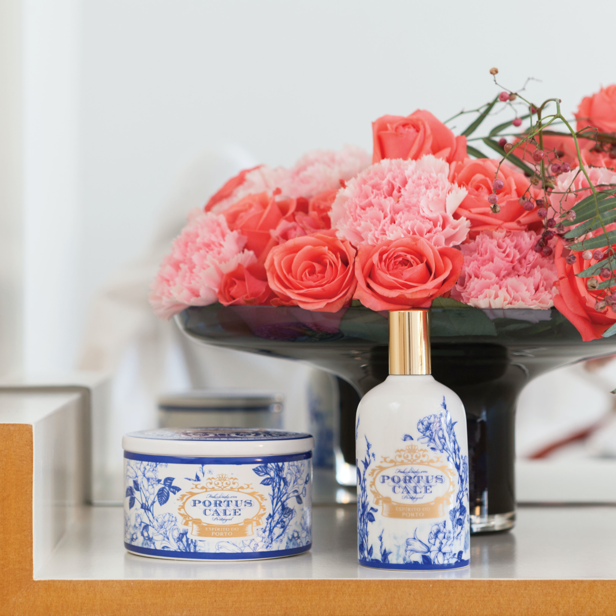 Portus Cale 藍彩青瓷香皂及陶瓷瓶 150g