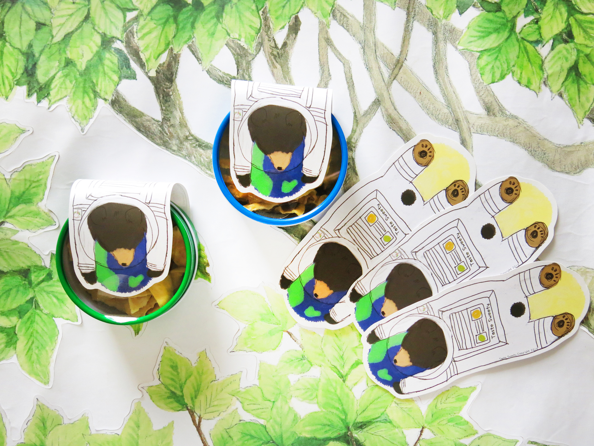 太空熊款金屬小圓盒小巧水果乾