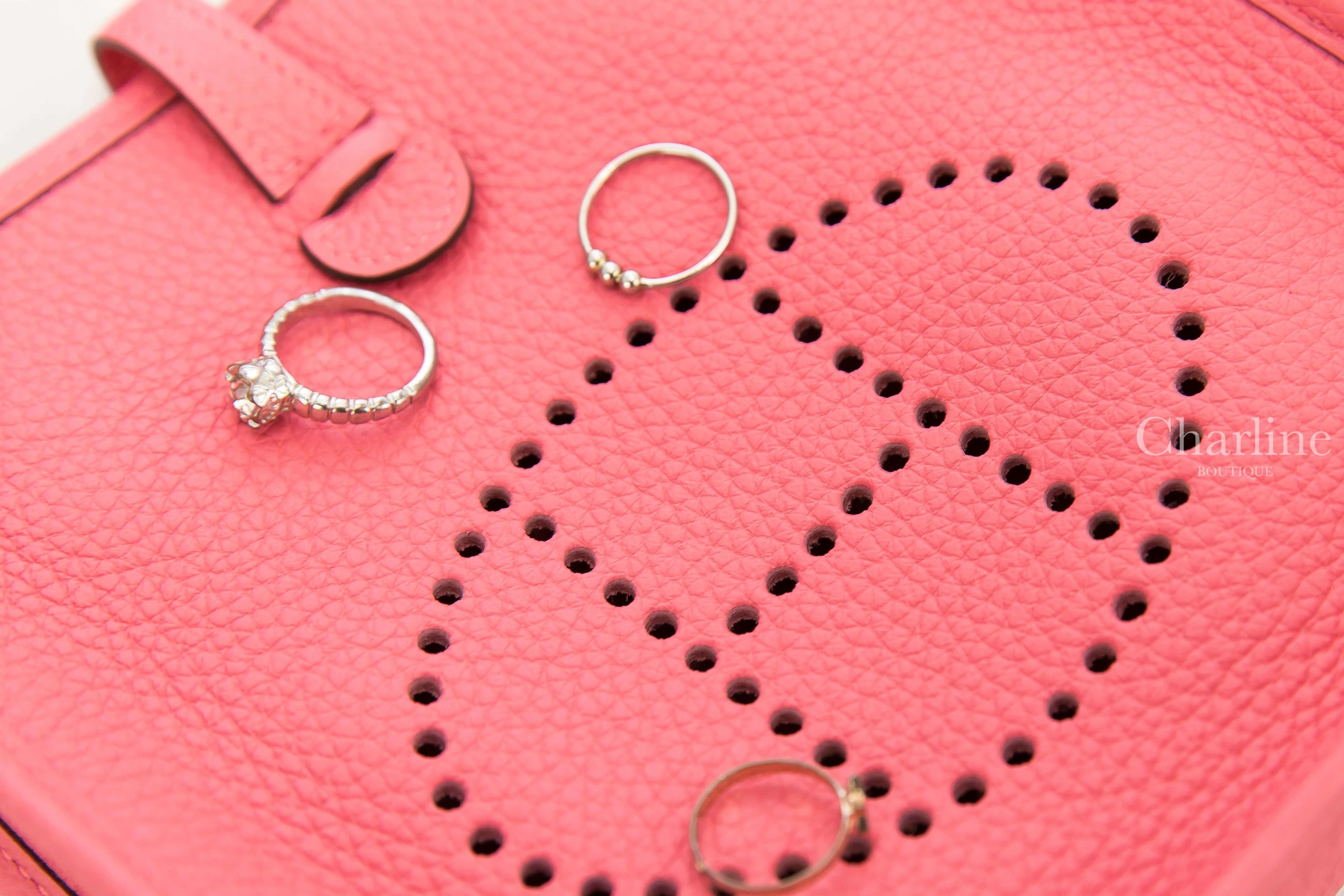 Hermès Evelyne TPM 16cm 8W Rose Azalee Taurillon Clemence 杜鵑桃粉銀釦N字型背帶簍空洞洞肩背包