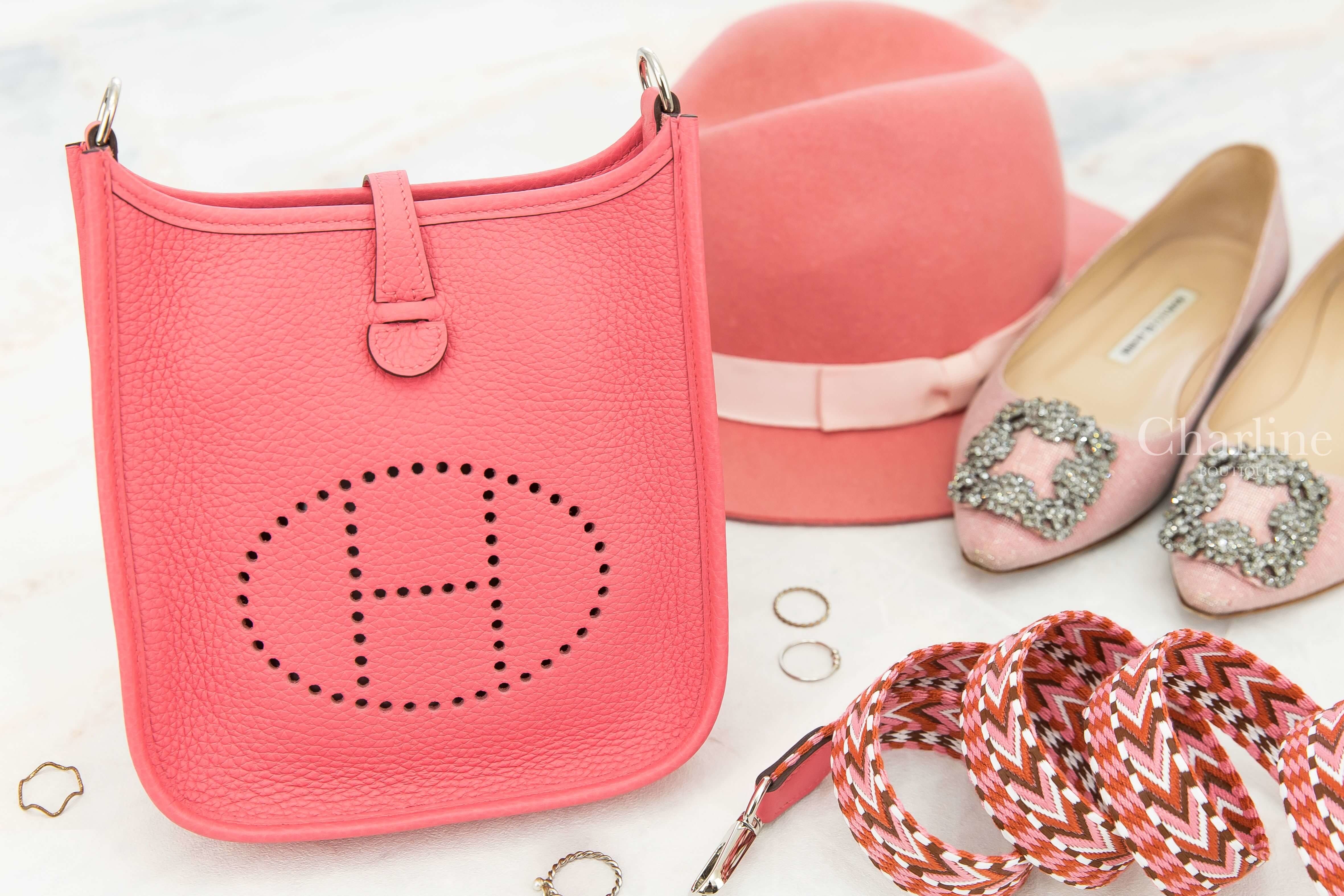 Hermès Evelyne TPM 16cm 8W Rose Azalee Taurillon Clemence 杜鵑桃粉銀釦N字型背帶簍空洞洞肩背包