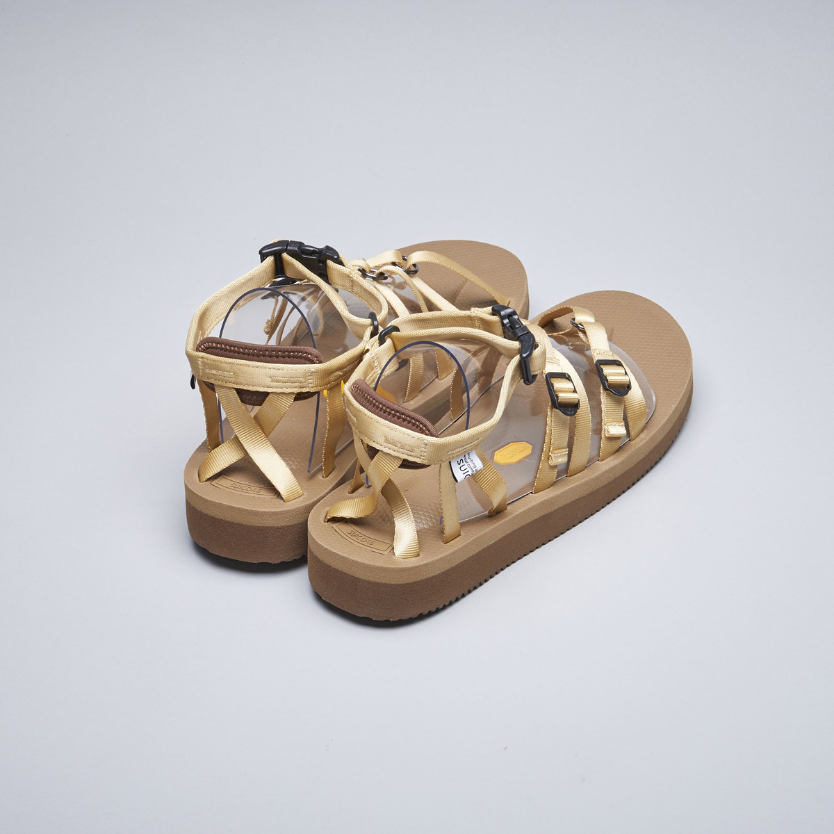 [出清商品售出無退換] SUICOKE TOSSHI-V OG-050V 沙色 奶油底 緞帶 羅馬鞋 涼鞋 耐磨 VIBRAM 黃金大底【SK20050VTN】