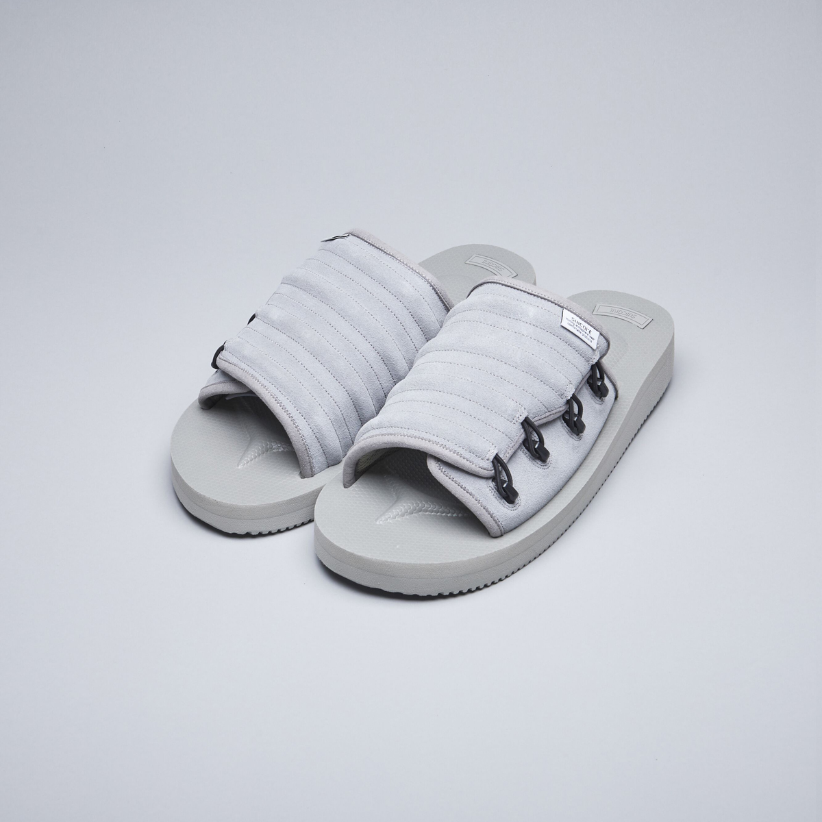 [出清商品售出無退換] SUICOKE MURA-VS OG-104VS 灰色 側扣 保暖 麂皮 拖鞋 黃金大底 VIBRAM【SK21104VSGY】