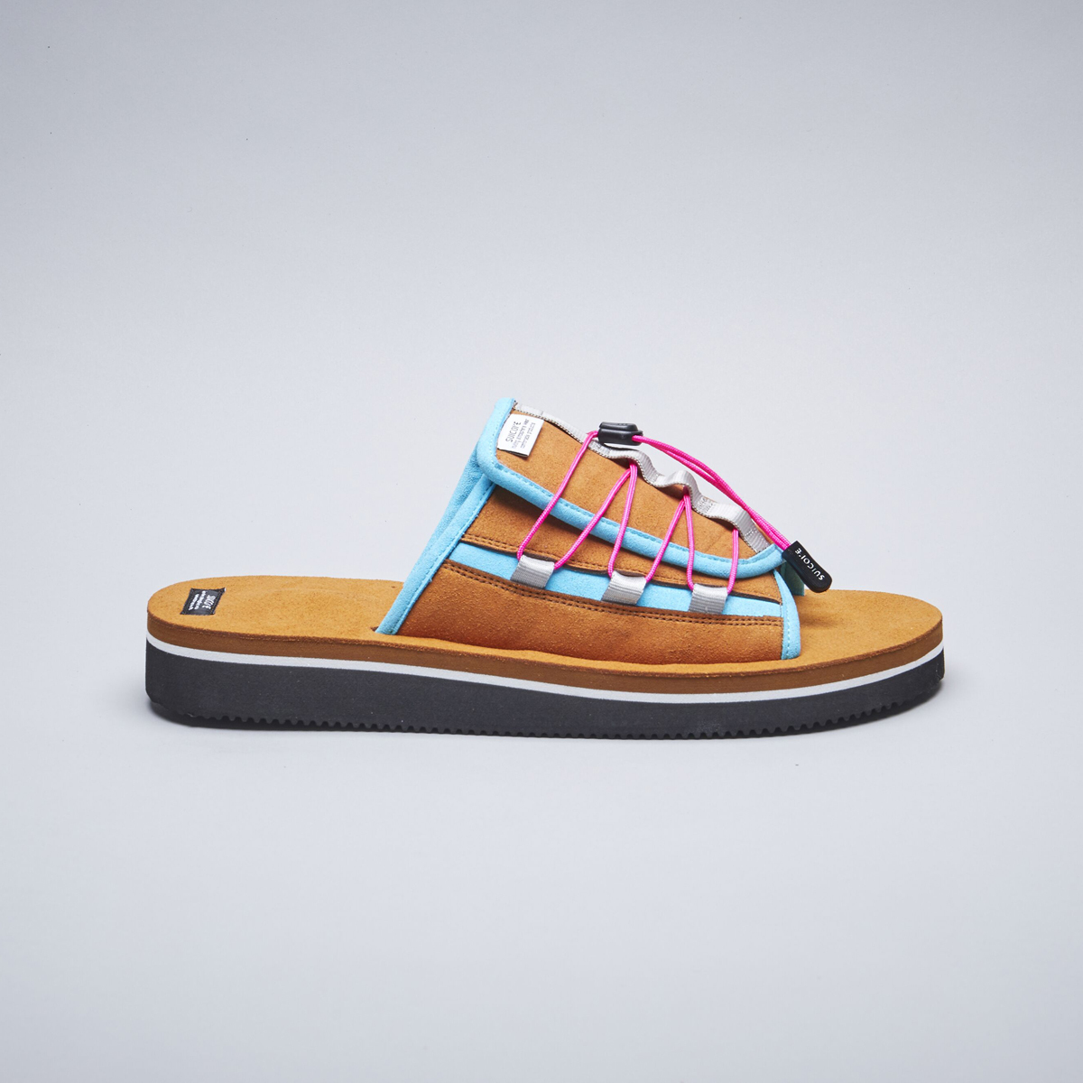 [出清商品售出無退換] SUICOKE OLAS-ECS OG-154A 沙色 可調節 拉繩 麂皮 拖鞋【SK20154ATN】