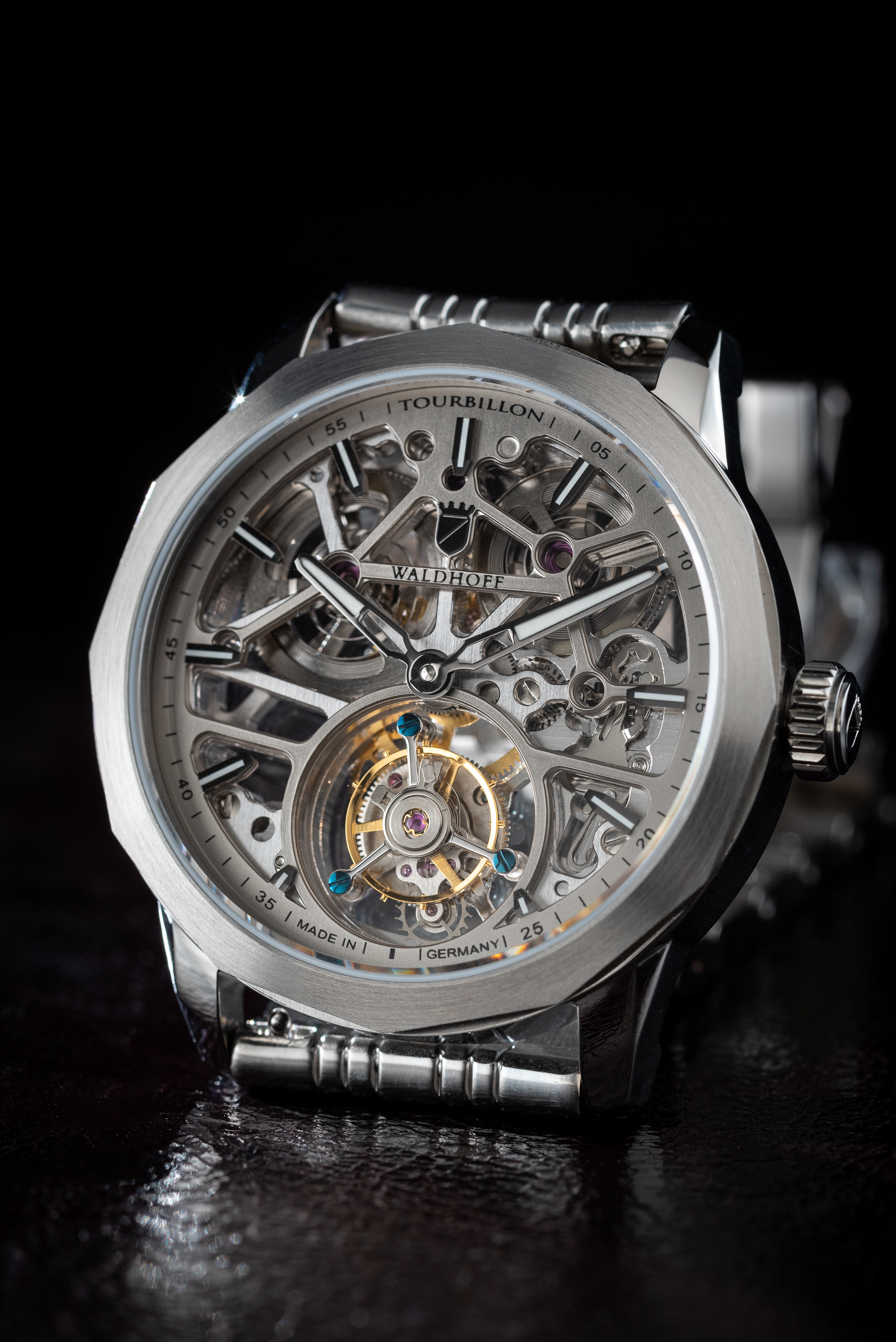 Vanguard V8 - Diamond Silver