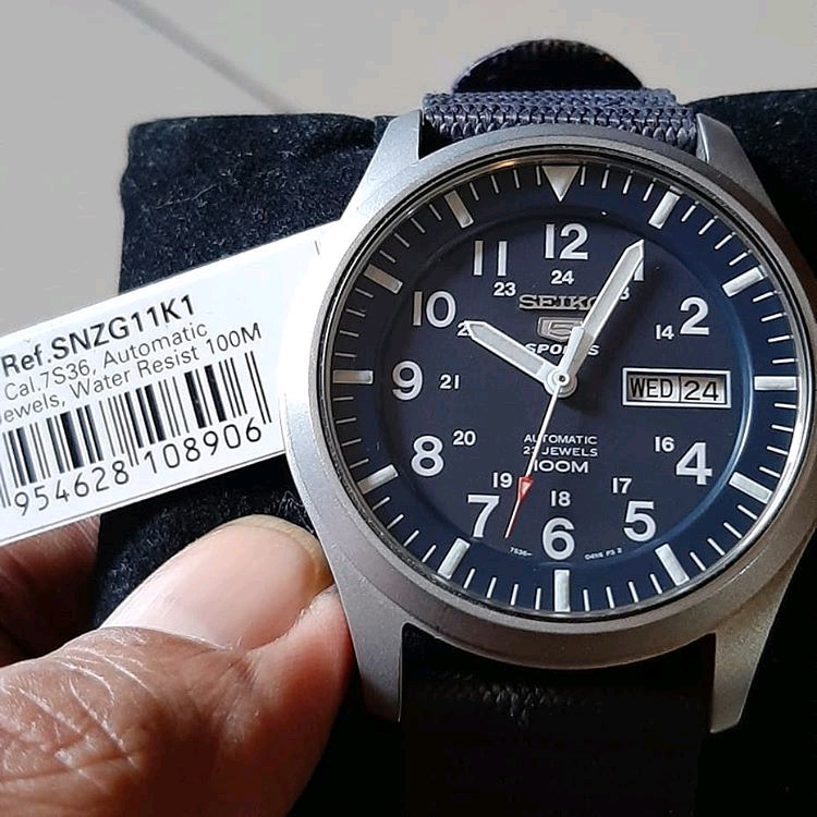 Seiko 精工 5 Sports Blue Military Men's Watch Automatic Nylon Strap SNZG11 SNZG11K1 藍色軍錶男士腕錶 自動機械錶 尼龍錶帶