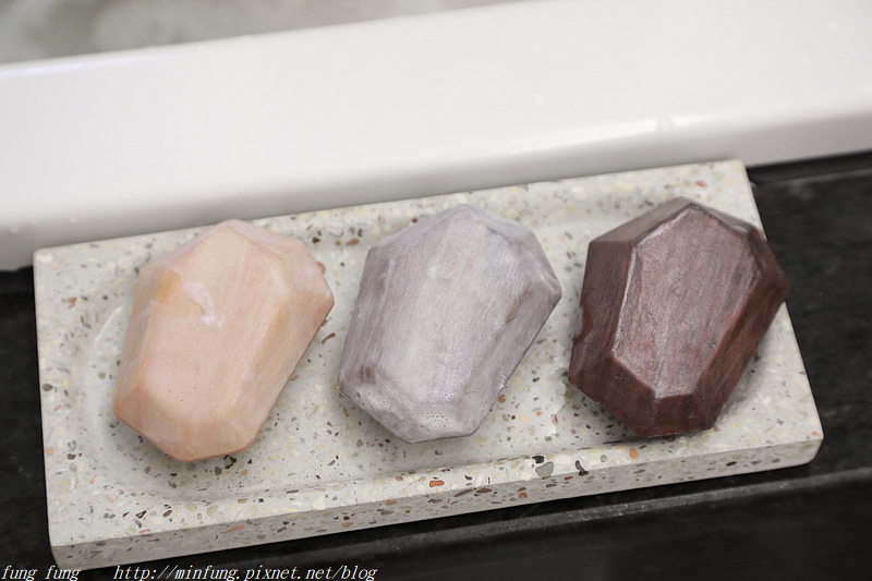 專門為女性各種膚質研發的洗臉皂