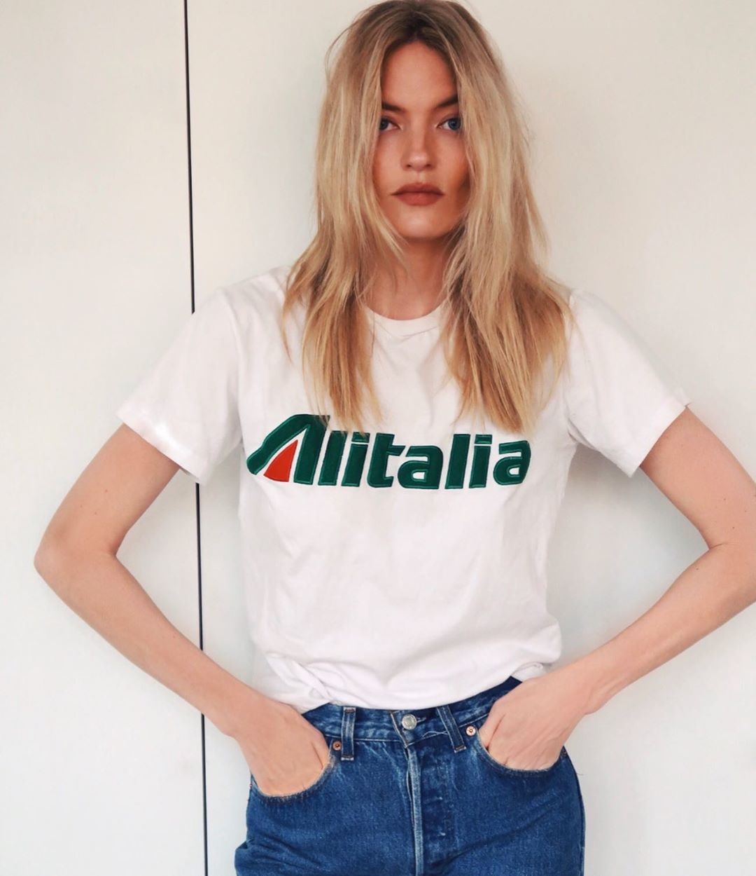 硬挺感厚磅數素Ｔ恤穿搭,素T推薦