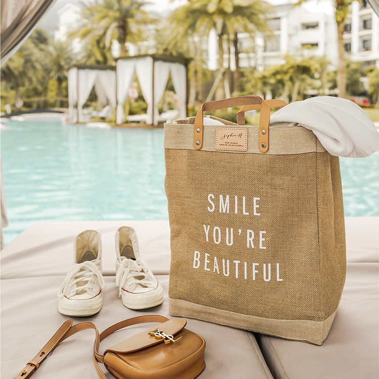 APOLIS - SMILE YOU'RE BEAUTIFUL