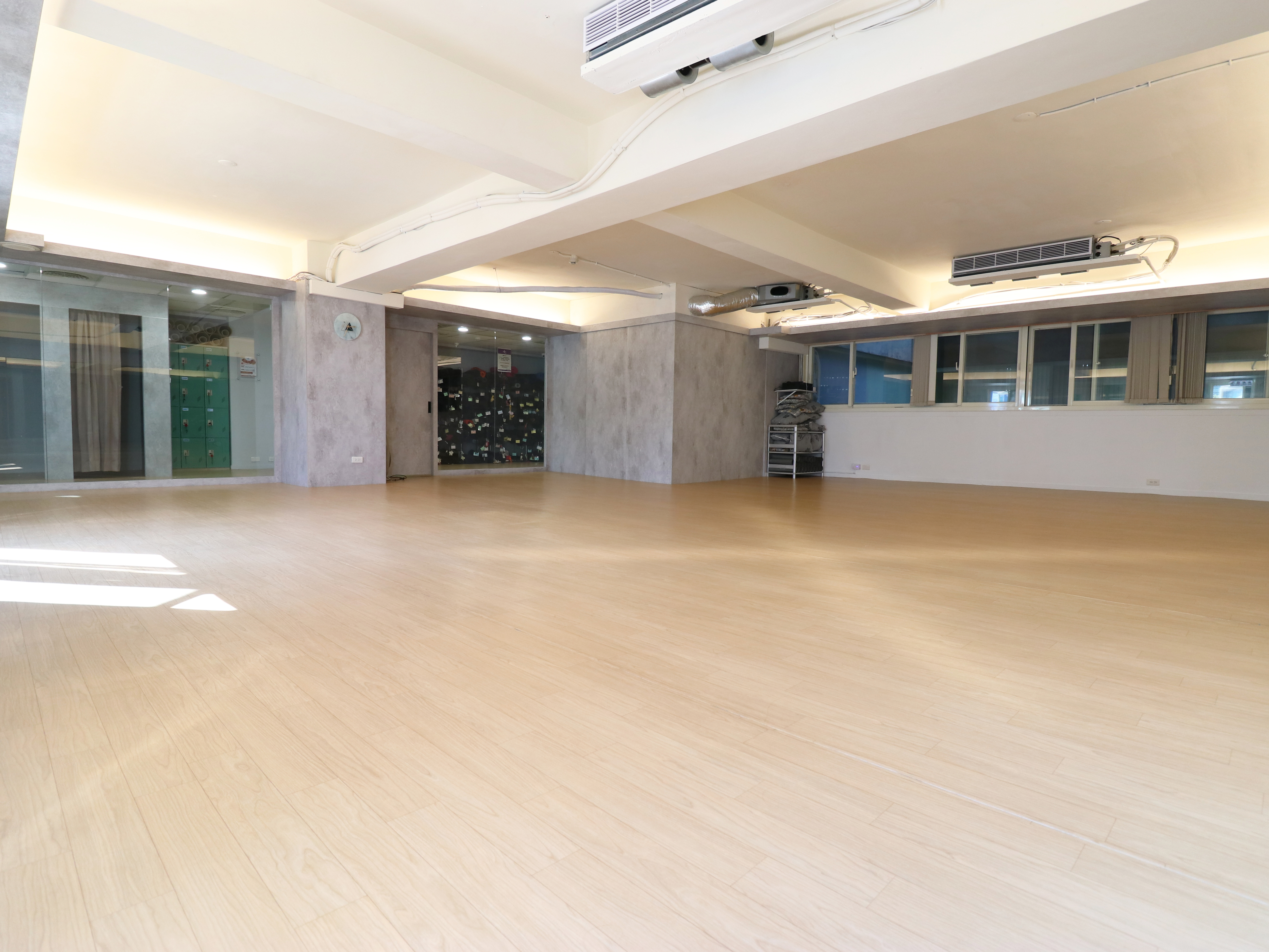 台北瑜珈教室推薦,台北瑜珈,松山瑜珈,瑜珈墊,瑜珈服,瑜珈褲