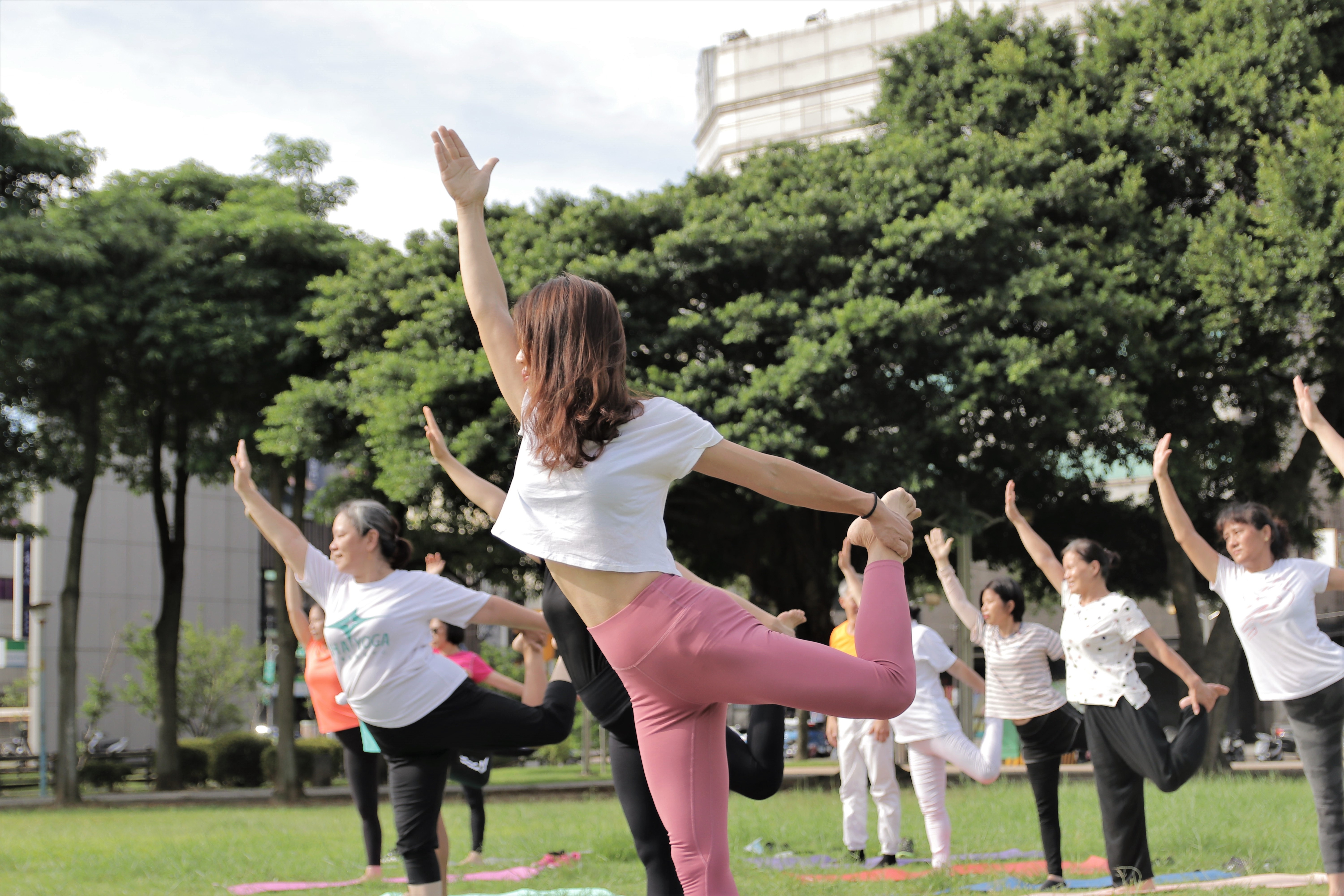 內壢區瑜珈教室推薦,內壢瑜珈,中壢瑜珈,瑜珈墊,瑜珈服,瑜珈褲,瑜珈老師