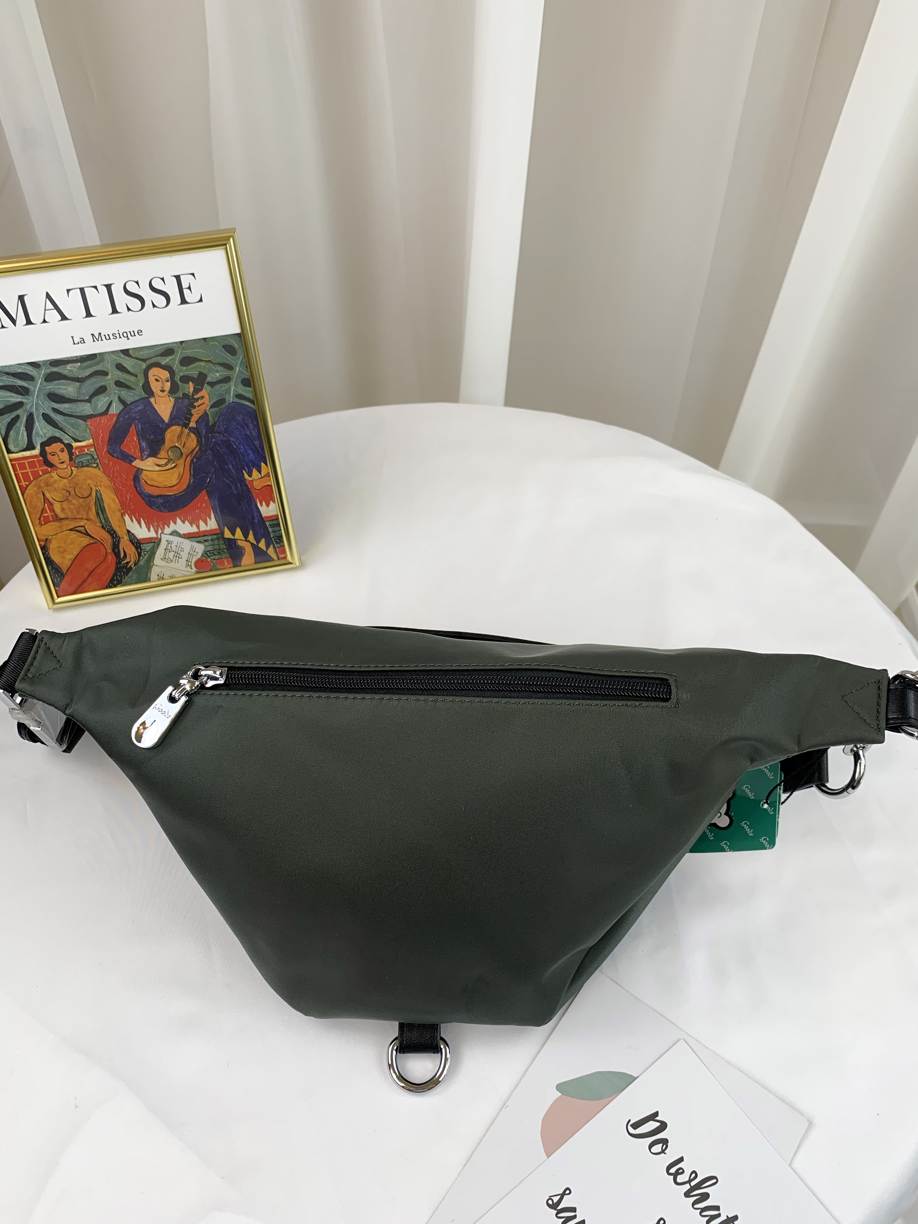 GOODS 墨綠色 尼龍拼接真皮鏈帶斜背腰包   #2724