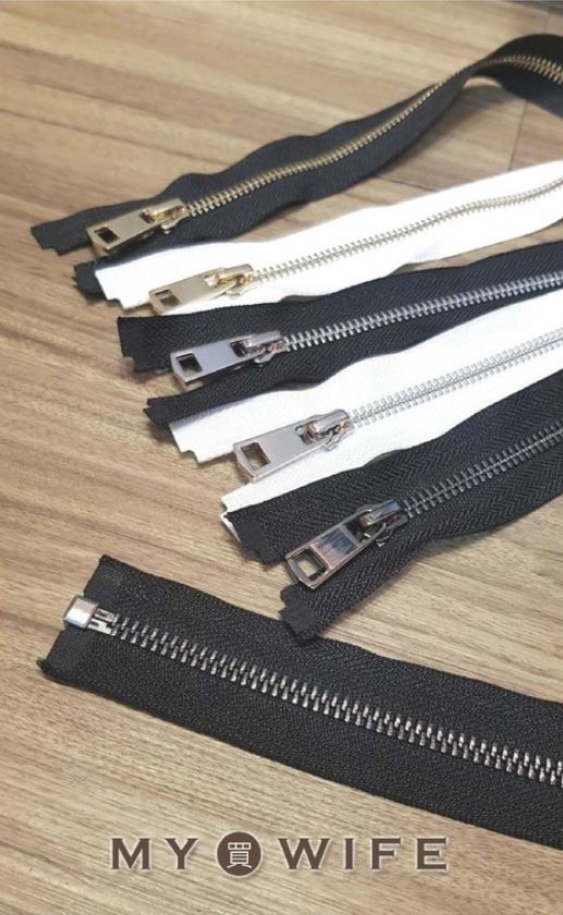 5號金屬齒(淺金/銀/黑金齒)夾克拉鍊_32吋(黑/白布條)