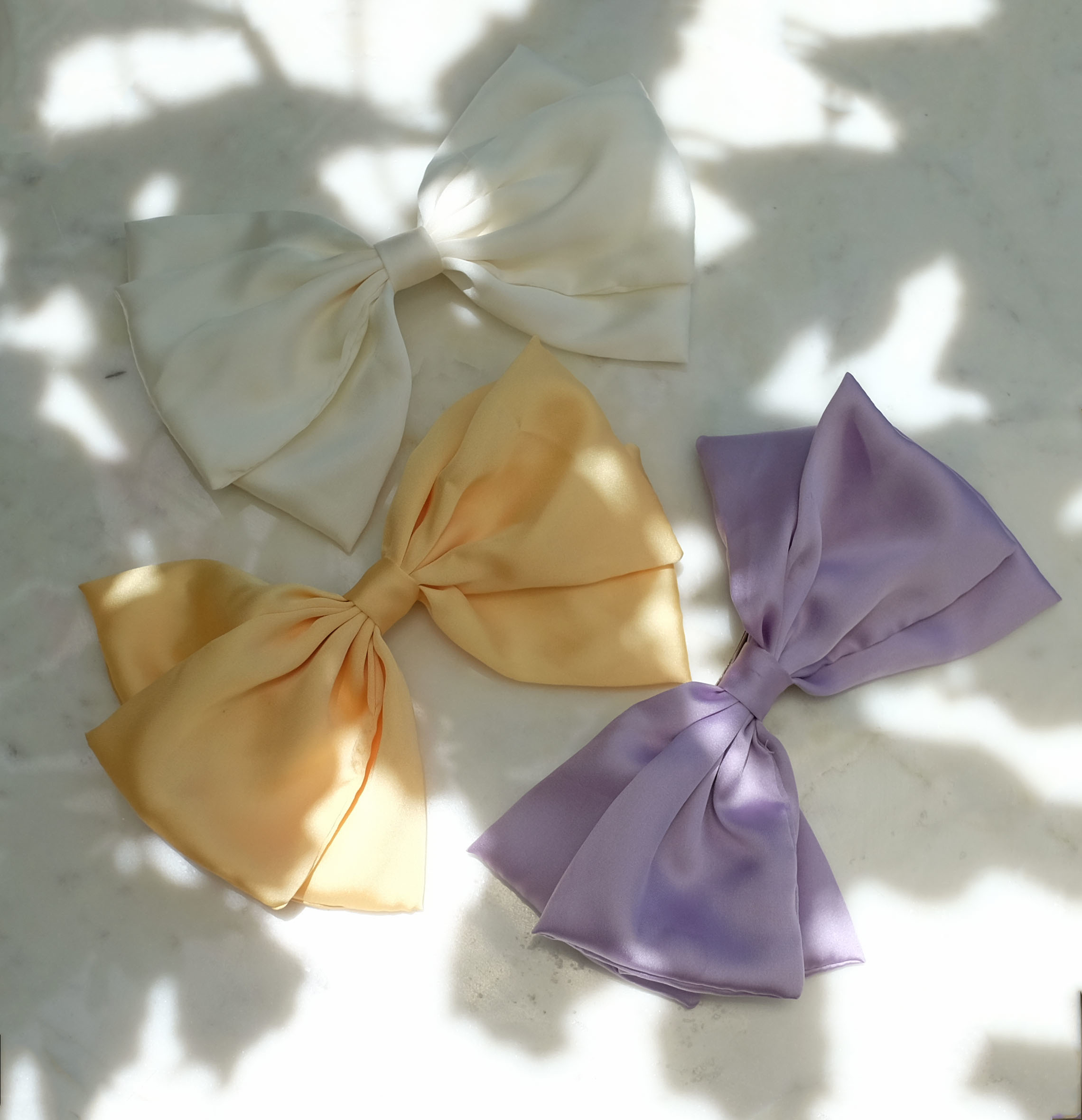 緞面蝴蝶結髮夾(現貨)