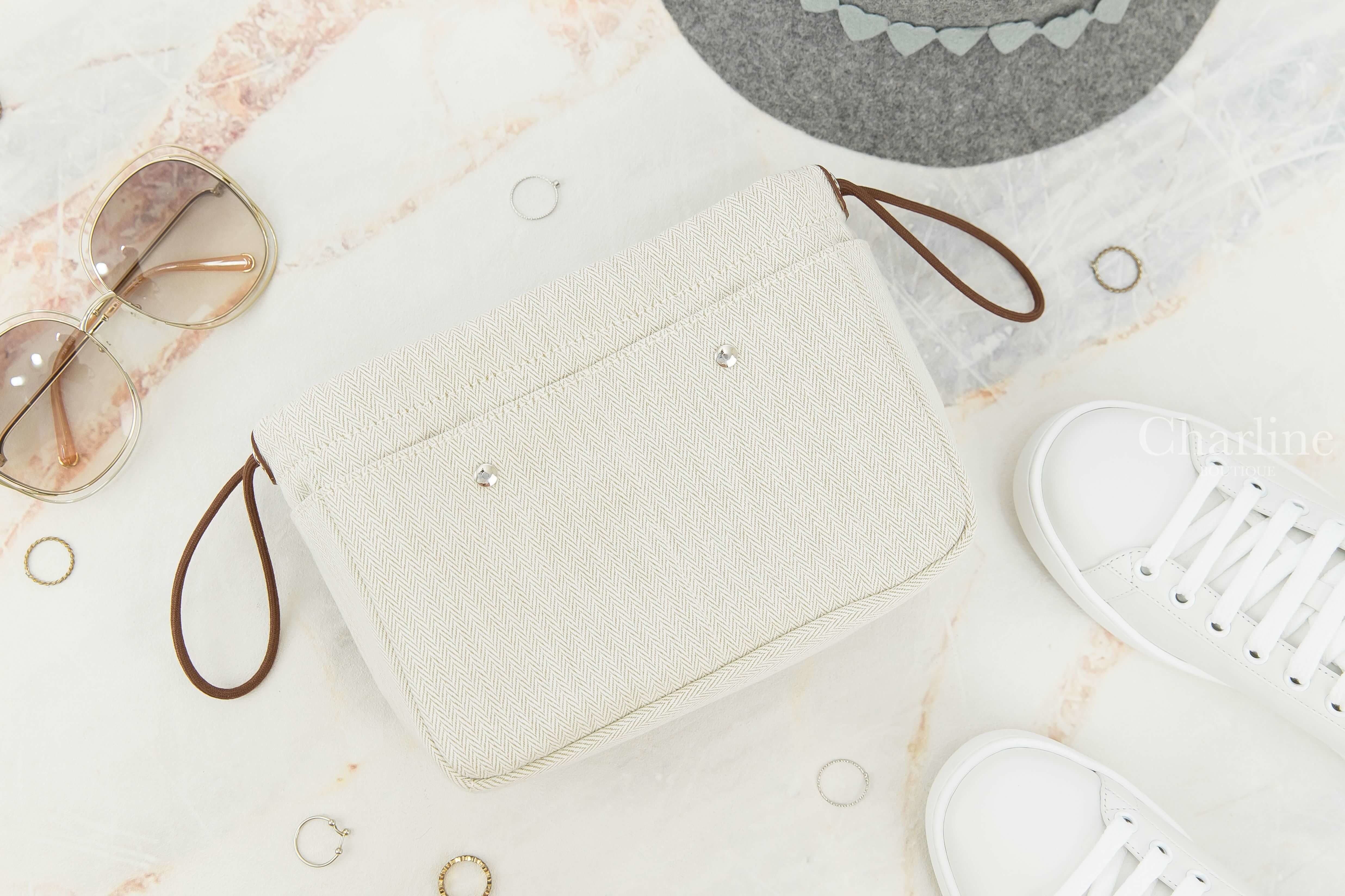 Hermès Fourbi 20 Pouch 自然色小型帆布拼棕色小牛皮內袋-Charline Boutique 精品代購