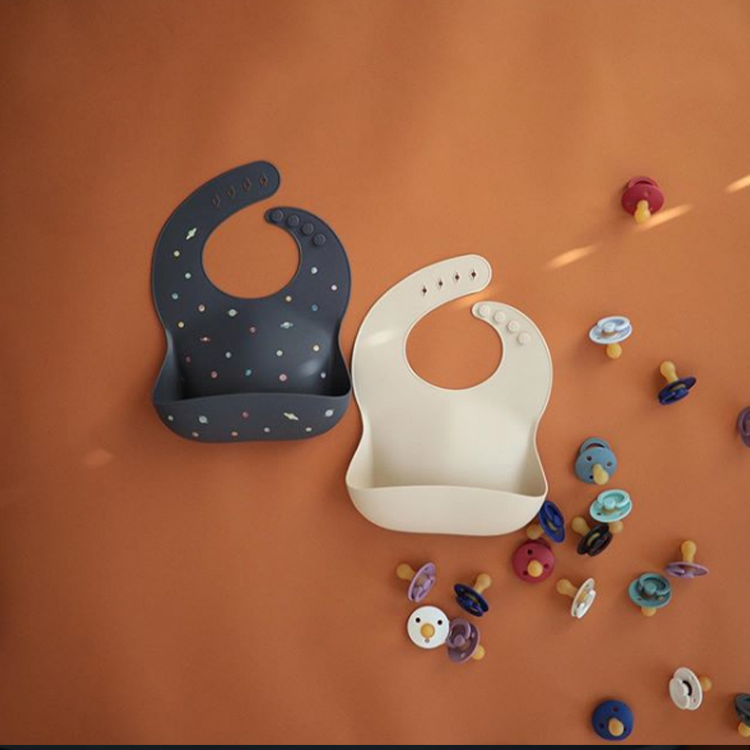 MUSHIE - 立體矽膠圍兜（Planets）