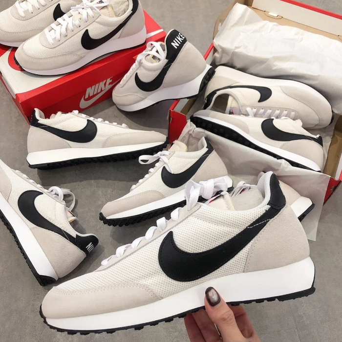 nike tailwind cream