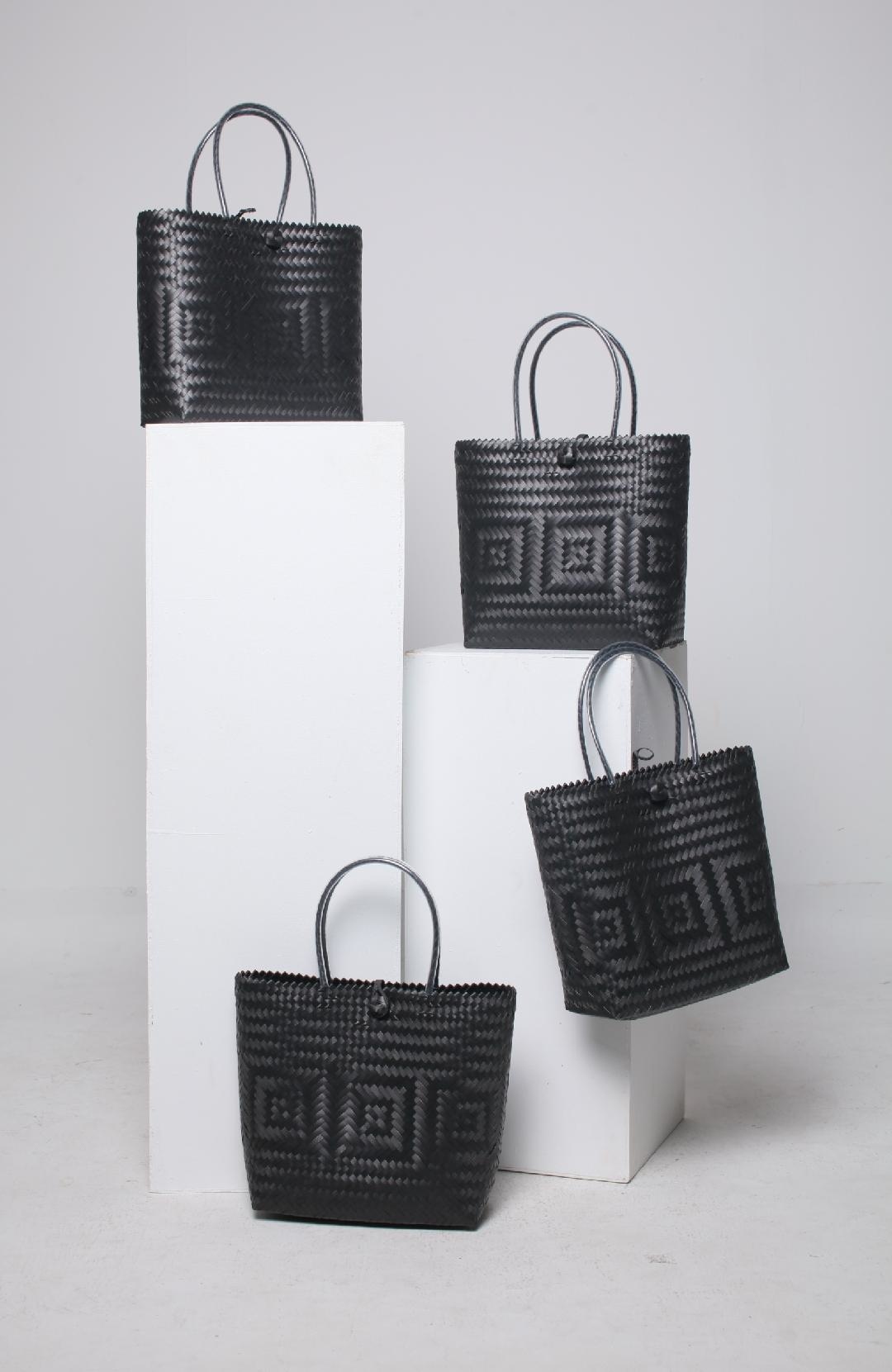 Penan Tote Single Colored (Black)