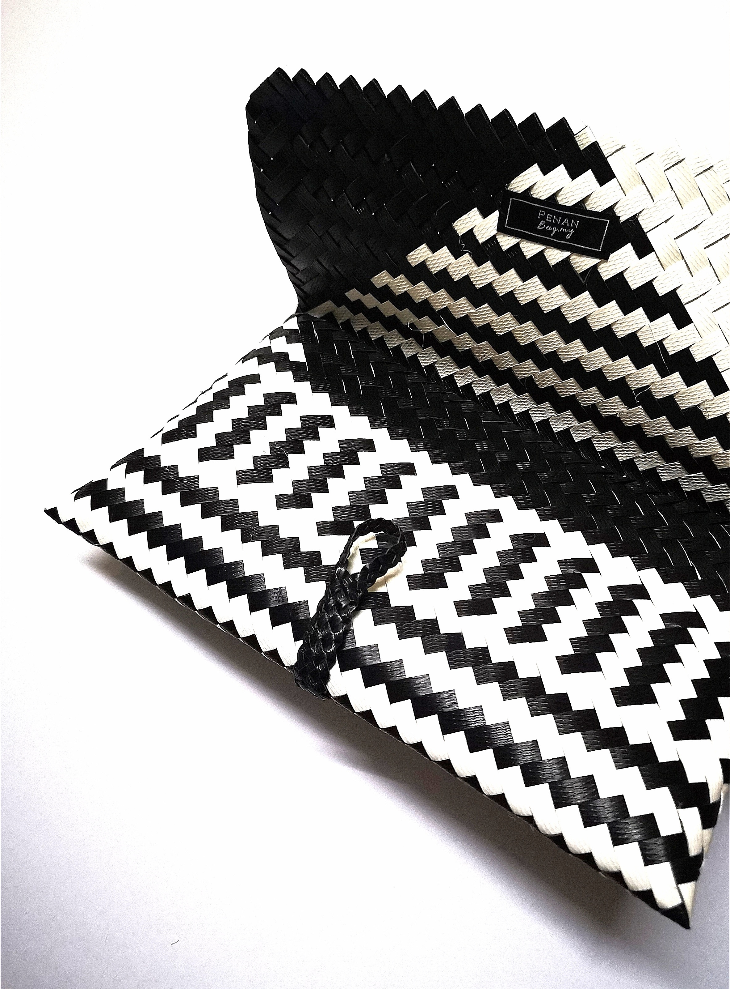 Penan Clutch Black & White (L)