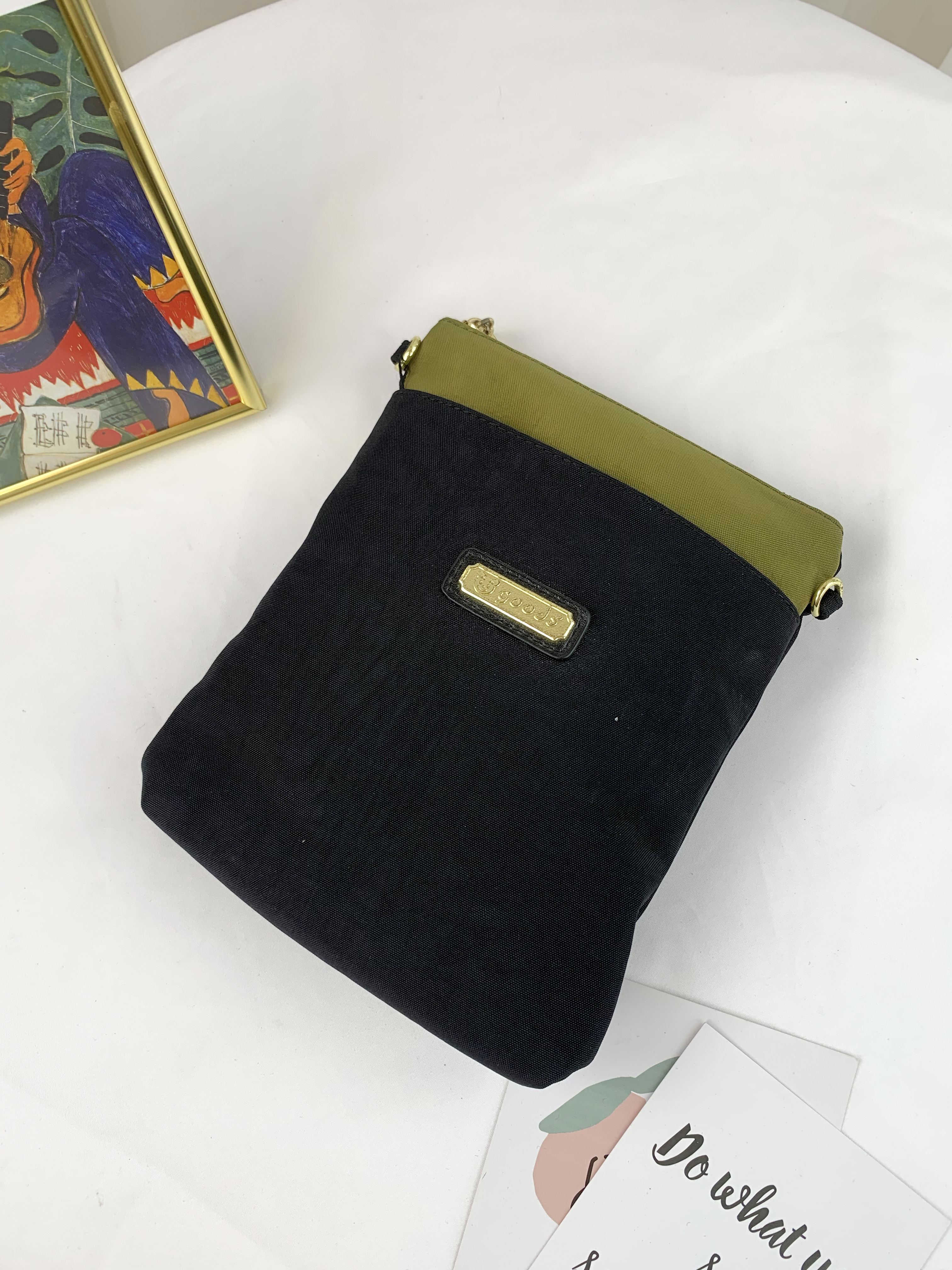 GOODS 黑綠拼色 單層手機側背包  #2231