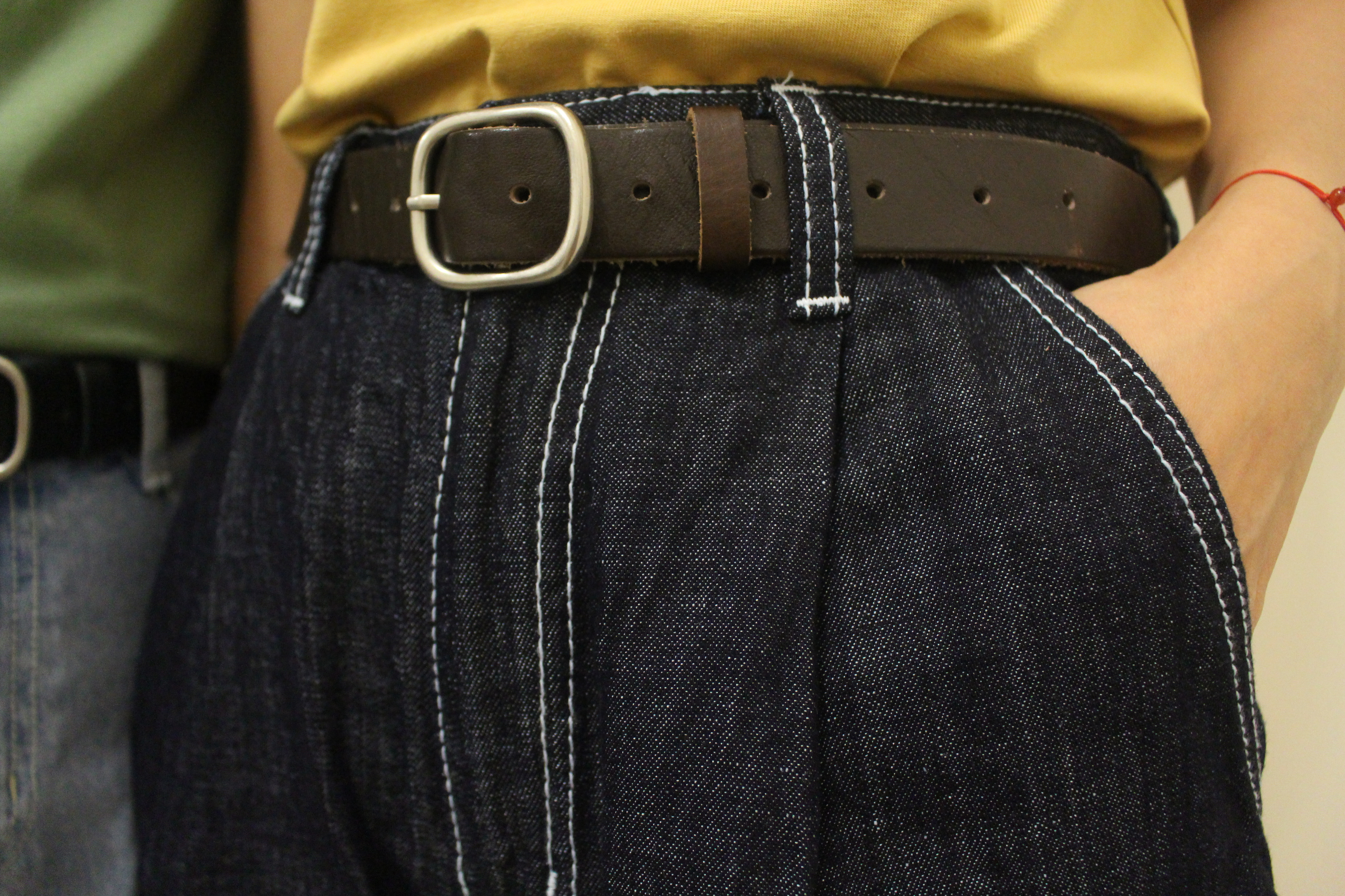 預訂 | KR. 方扣牛皮皮帶 (兩色入)