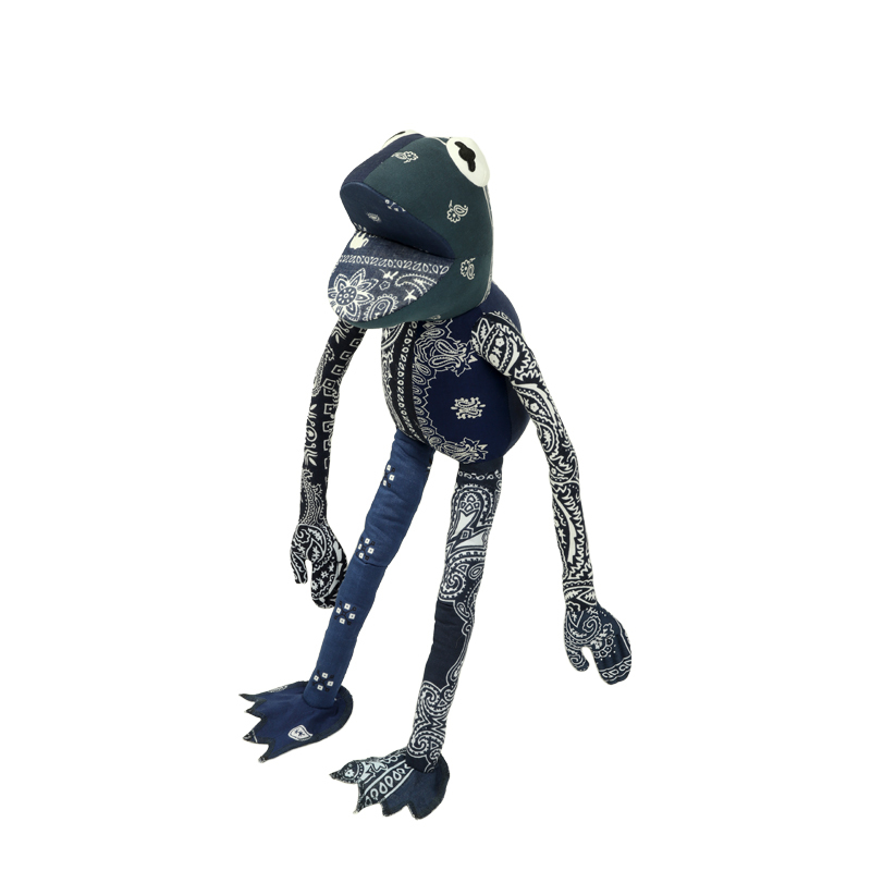 READYMADE "FROG MAN" - VINTAGE US BANDANA 藍色變形蟲 古布 青蛙