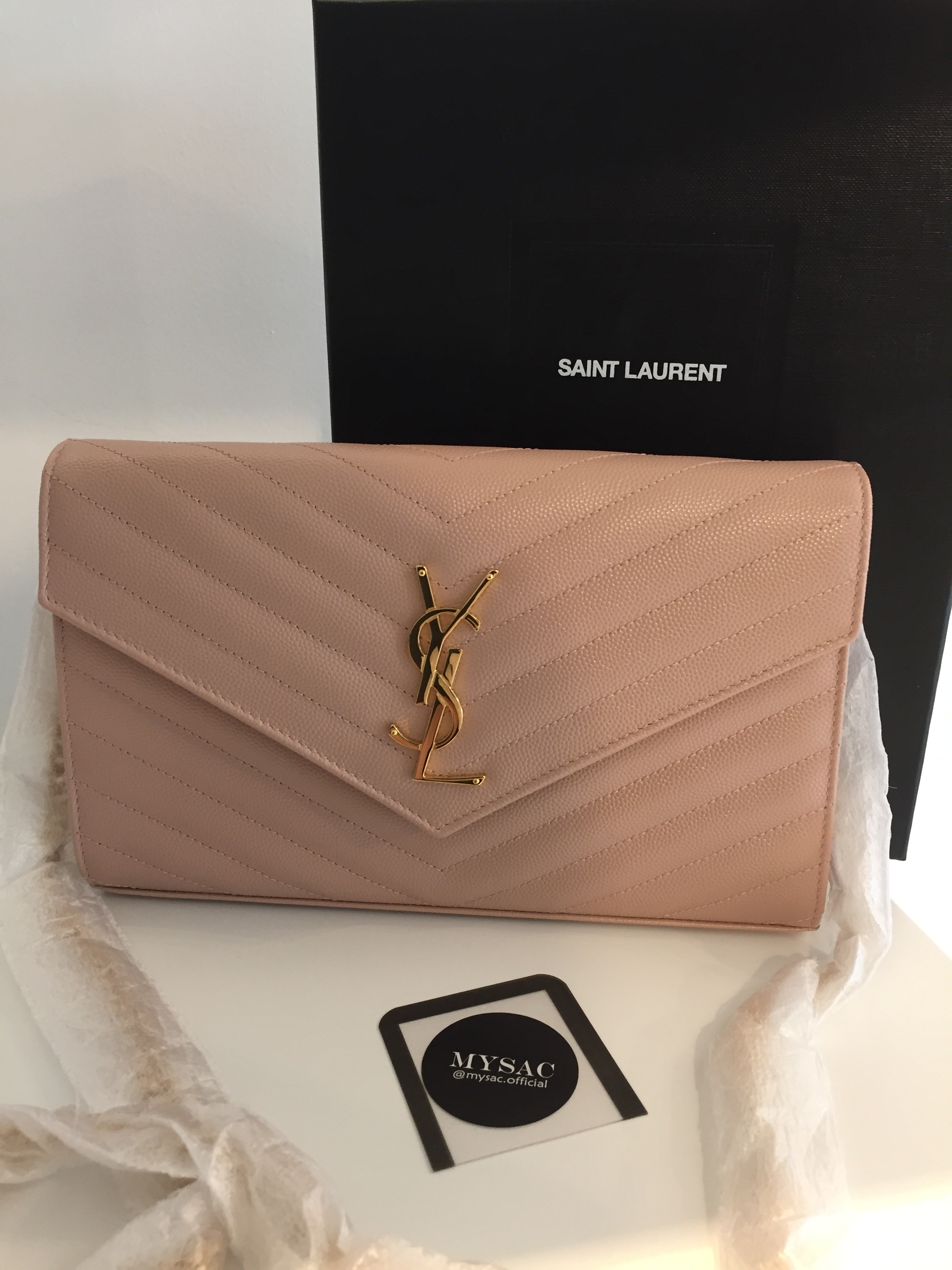 YSL ENVELOPE CHAIN WALLET IN GRAIN DE POUDRE EMBOSSED L